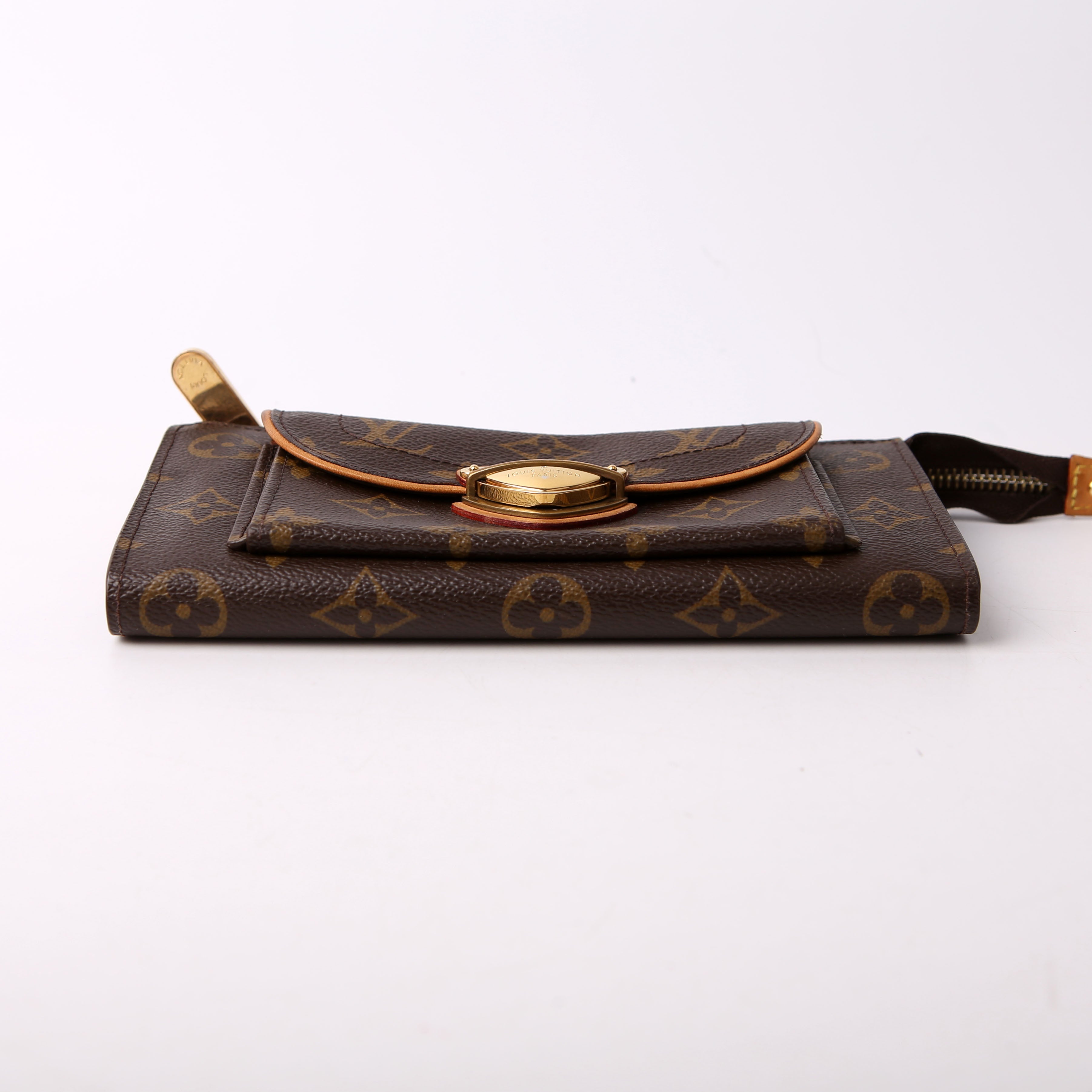 Astrid Wallet Monogram