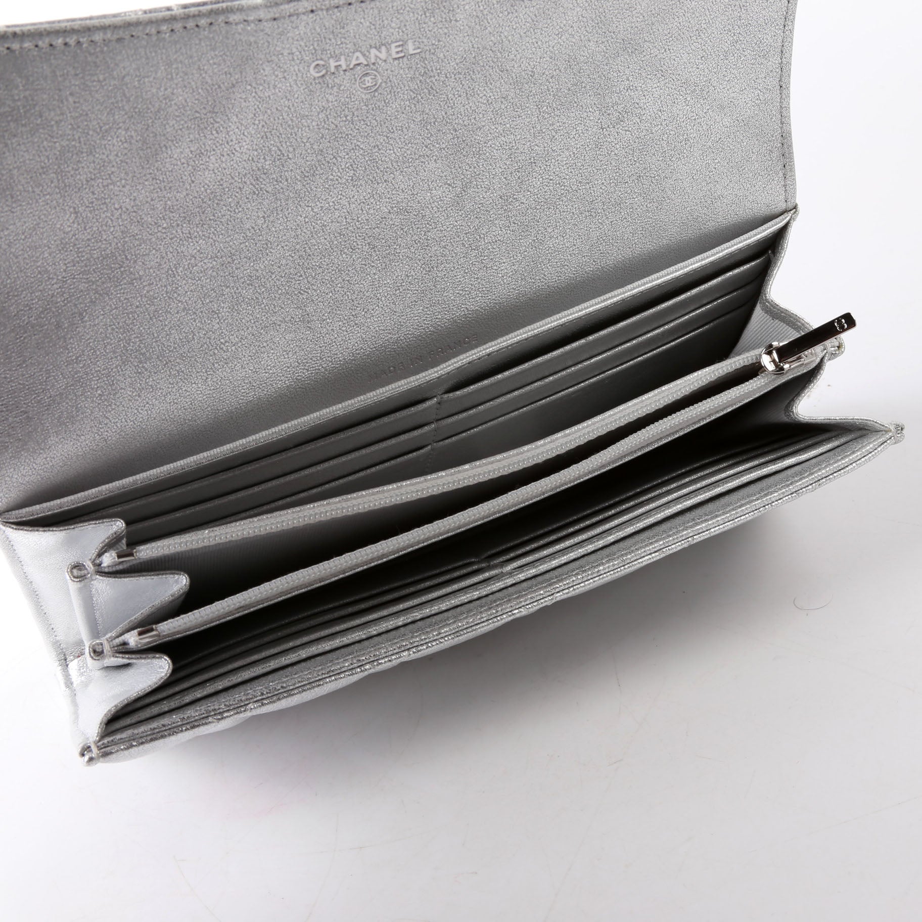 Classic Flap Wallet Long Lambskin Silver