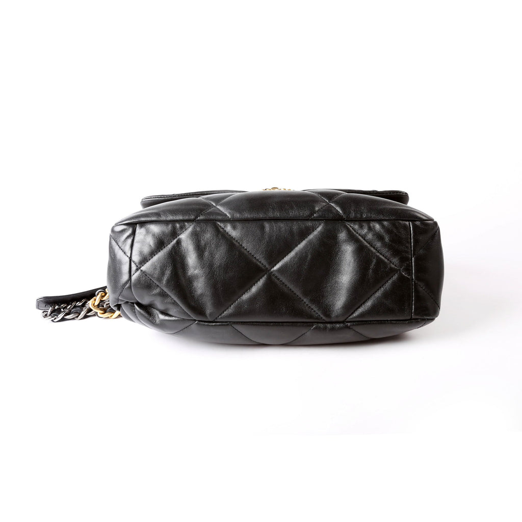 Quilted Goatskin 19 Large Flap 31M Black