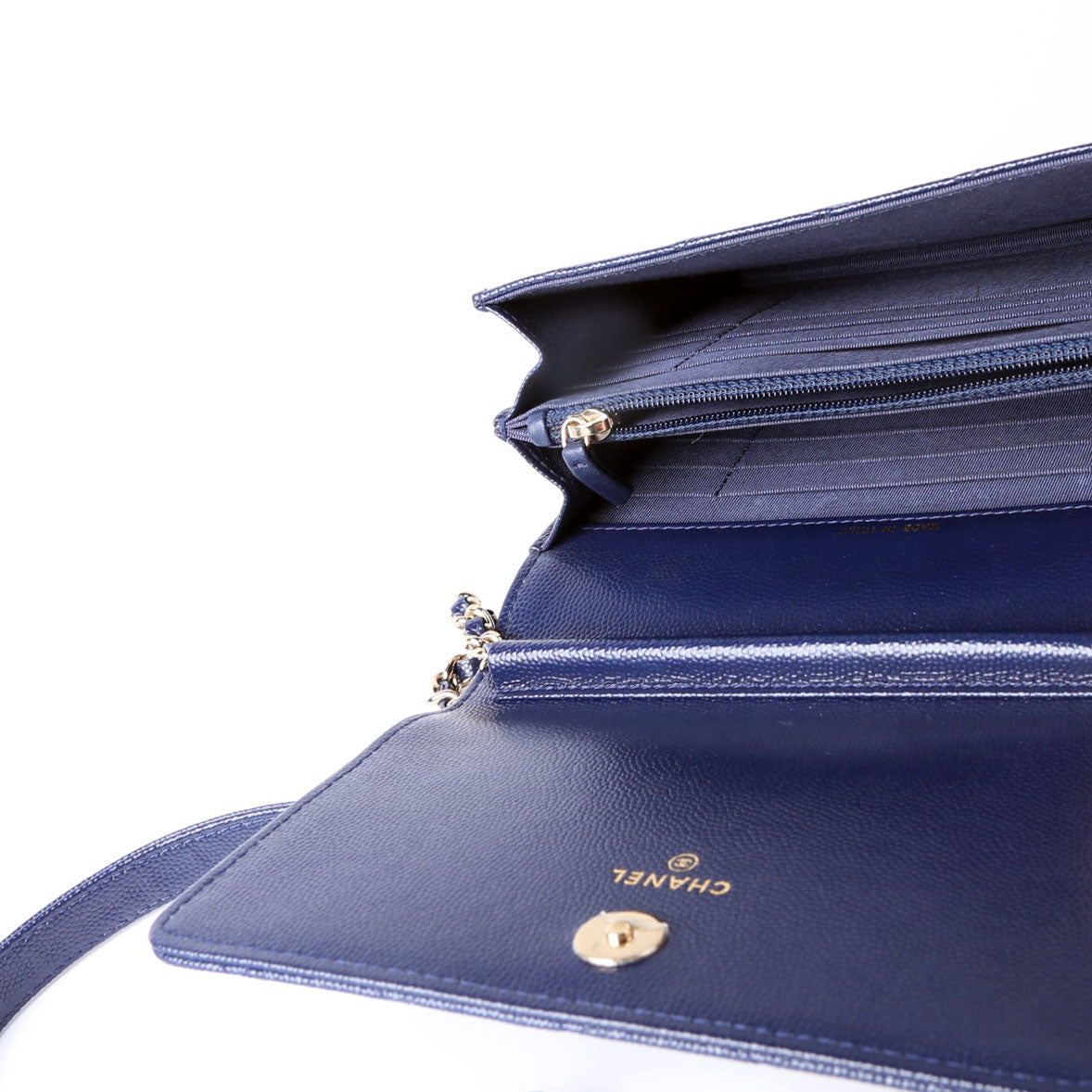 WOC Classic Quilted Square Caviar 24M Blue