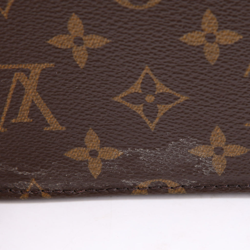 Lily Wallet On Chain Monogram
