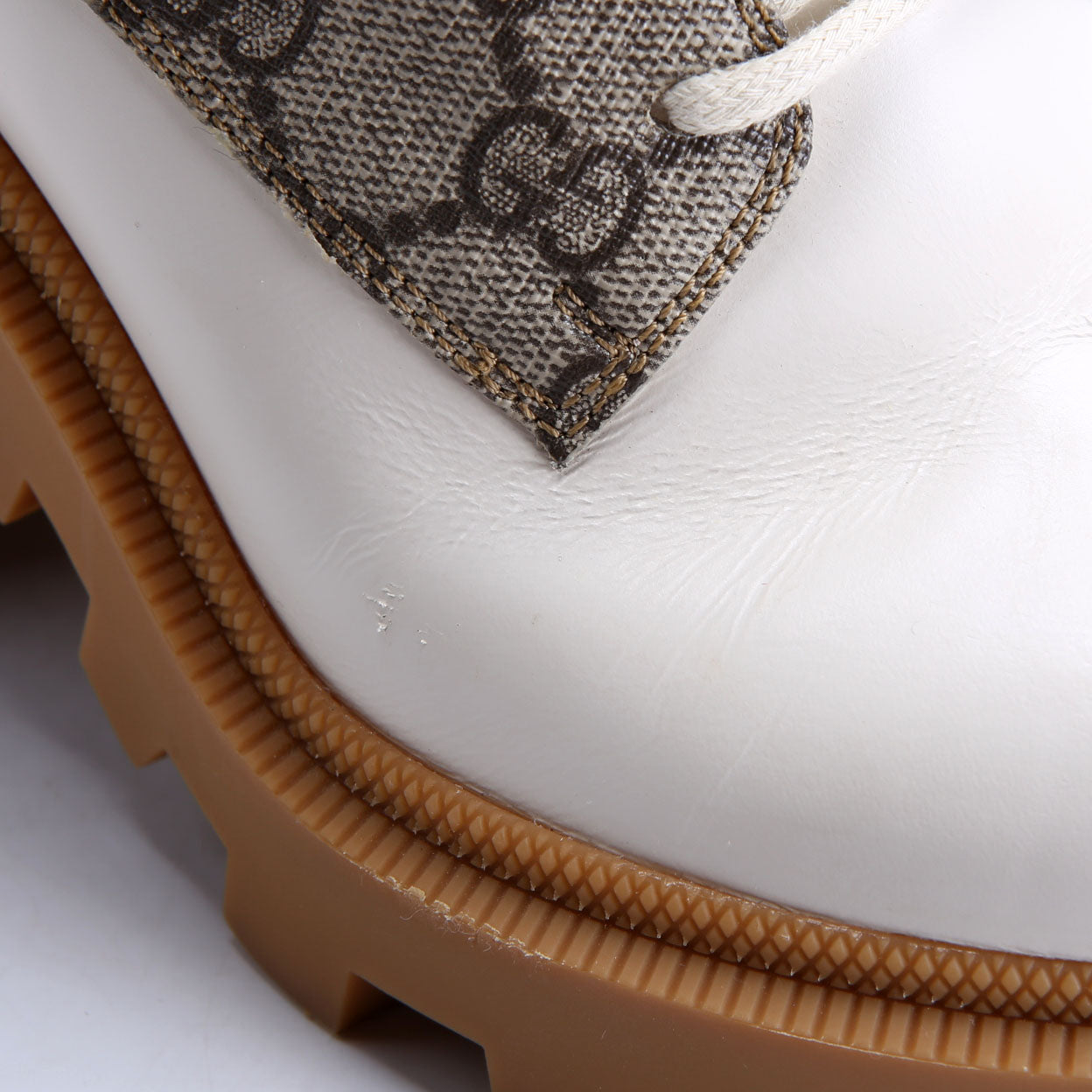 Gucci GG Supreme Quilted Leather Lace Up Ankle Boots Size 38.5