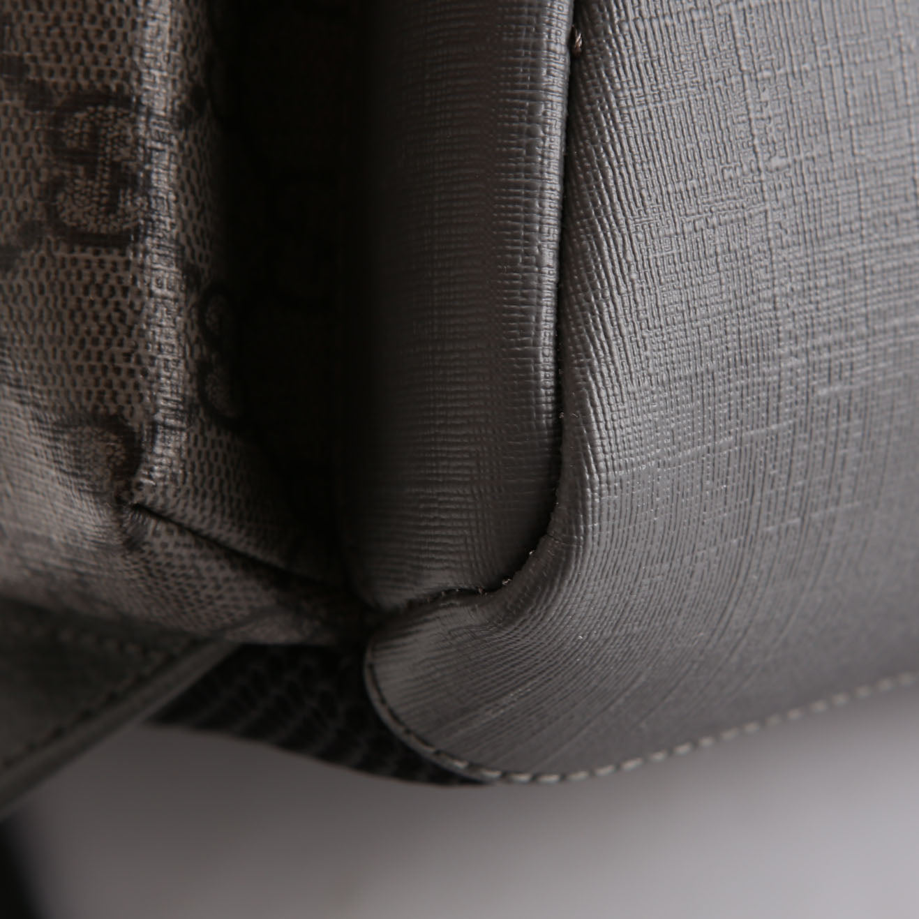 Gucci 598140 GG Supreme Ophidia Double Buckle Backpack Medium Grey