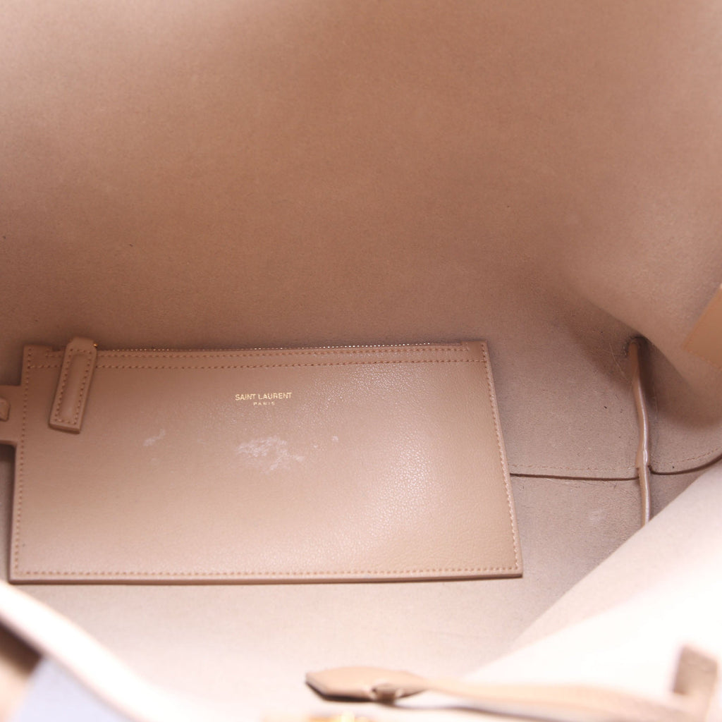 Shopping Bag East/West Supple Leather 600281 Beige