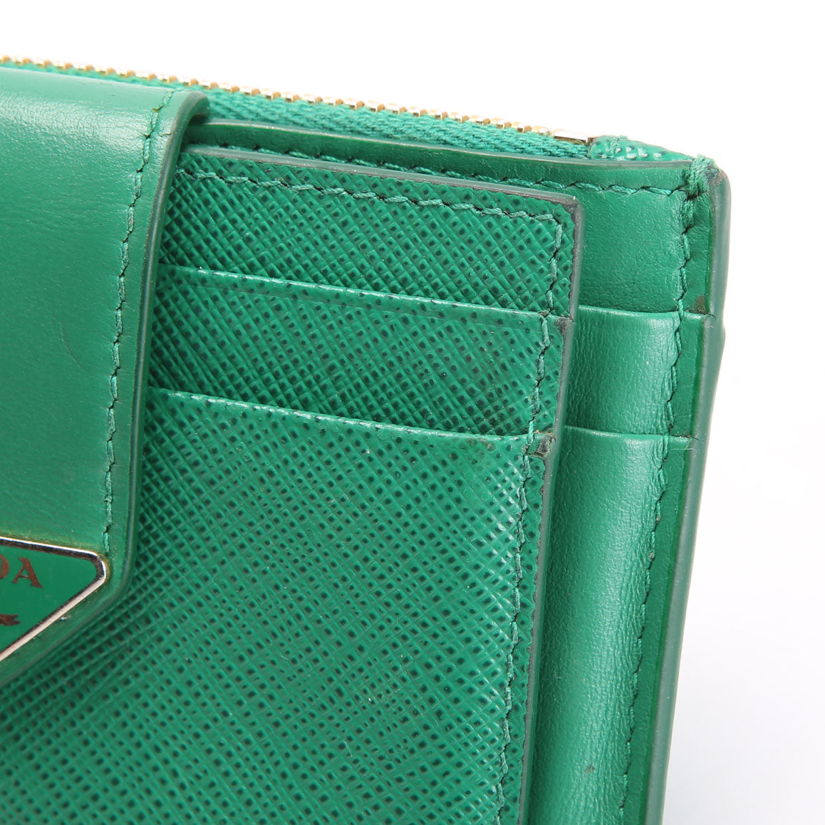 1MC038 Saffiano Triangle Logo Zip Card Case Green