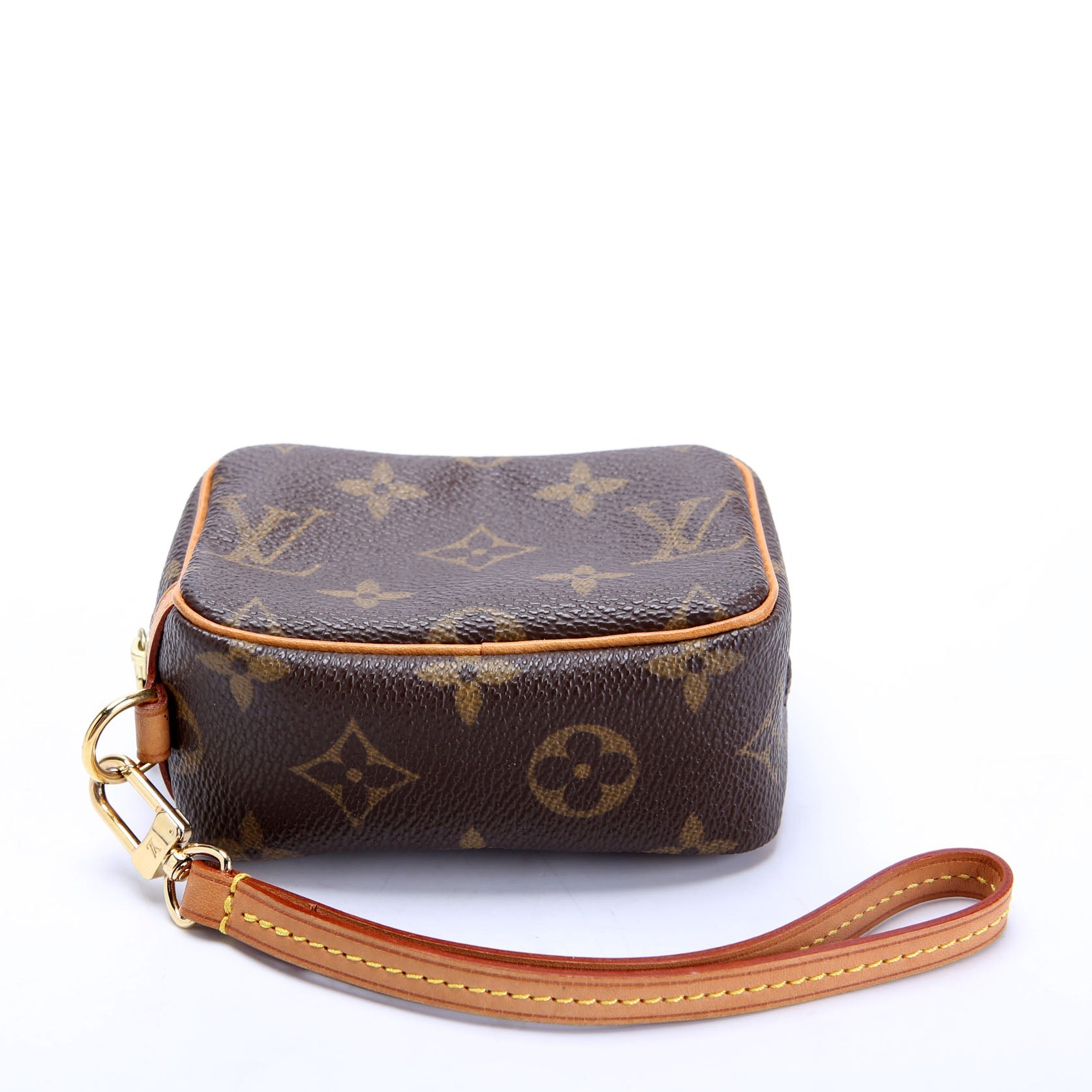 Wapity Case Monogram