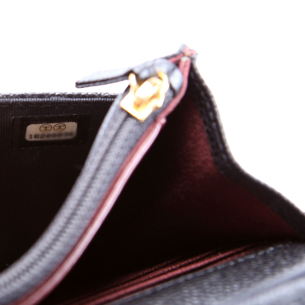 Wallet On Chain Classic Quilted Caviar Black