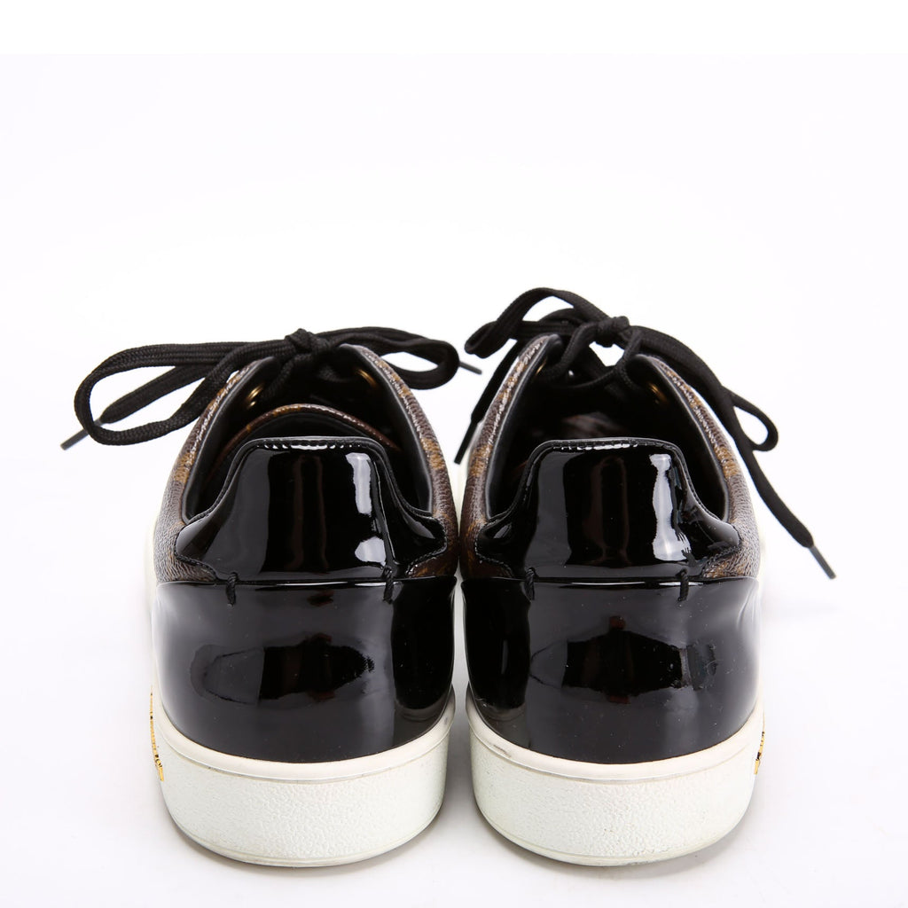 Frontrow Sneakers Size 39.5