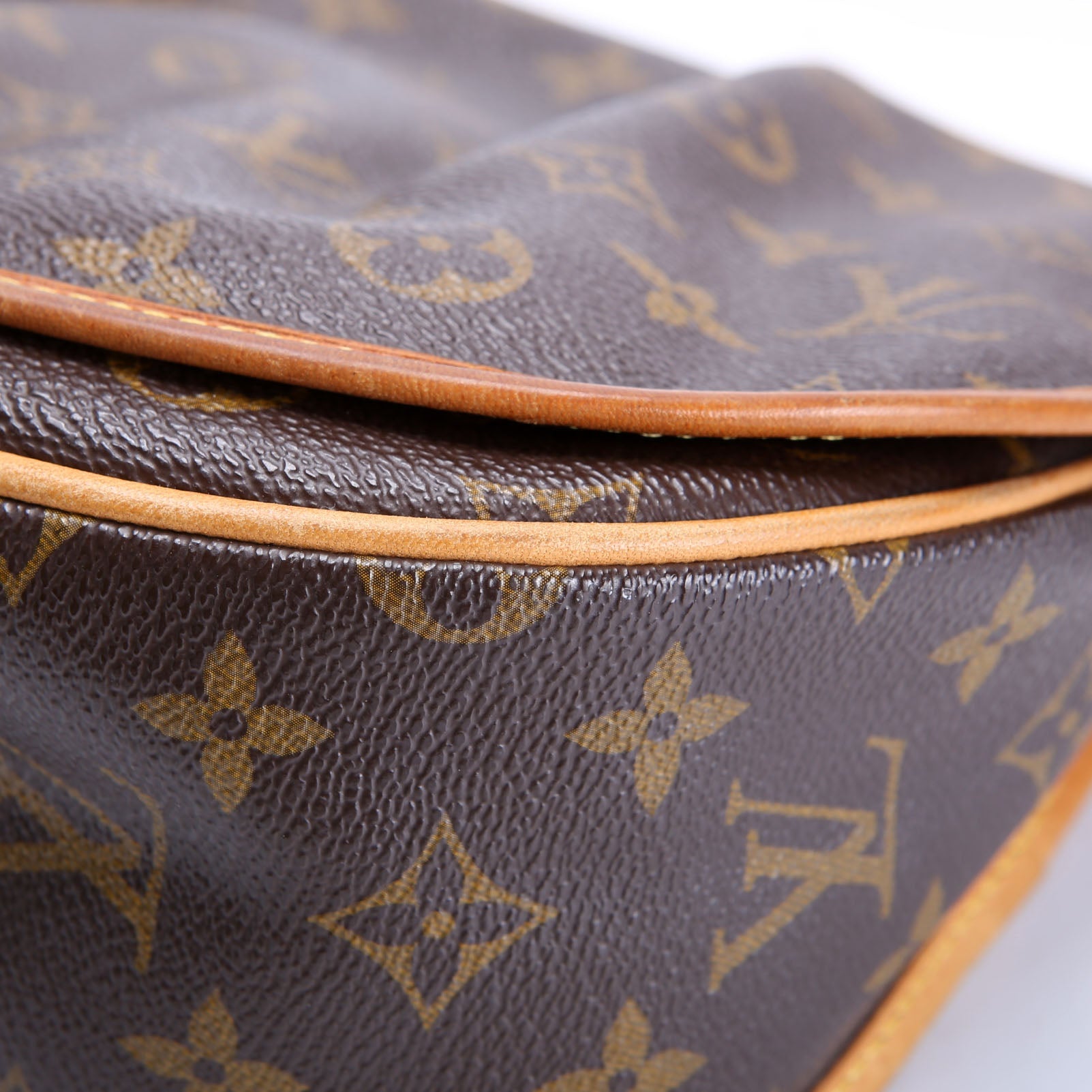 Menilmontant PM Monogram