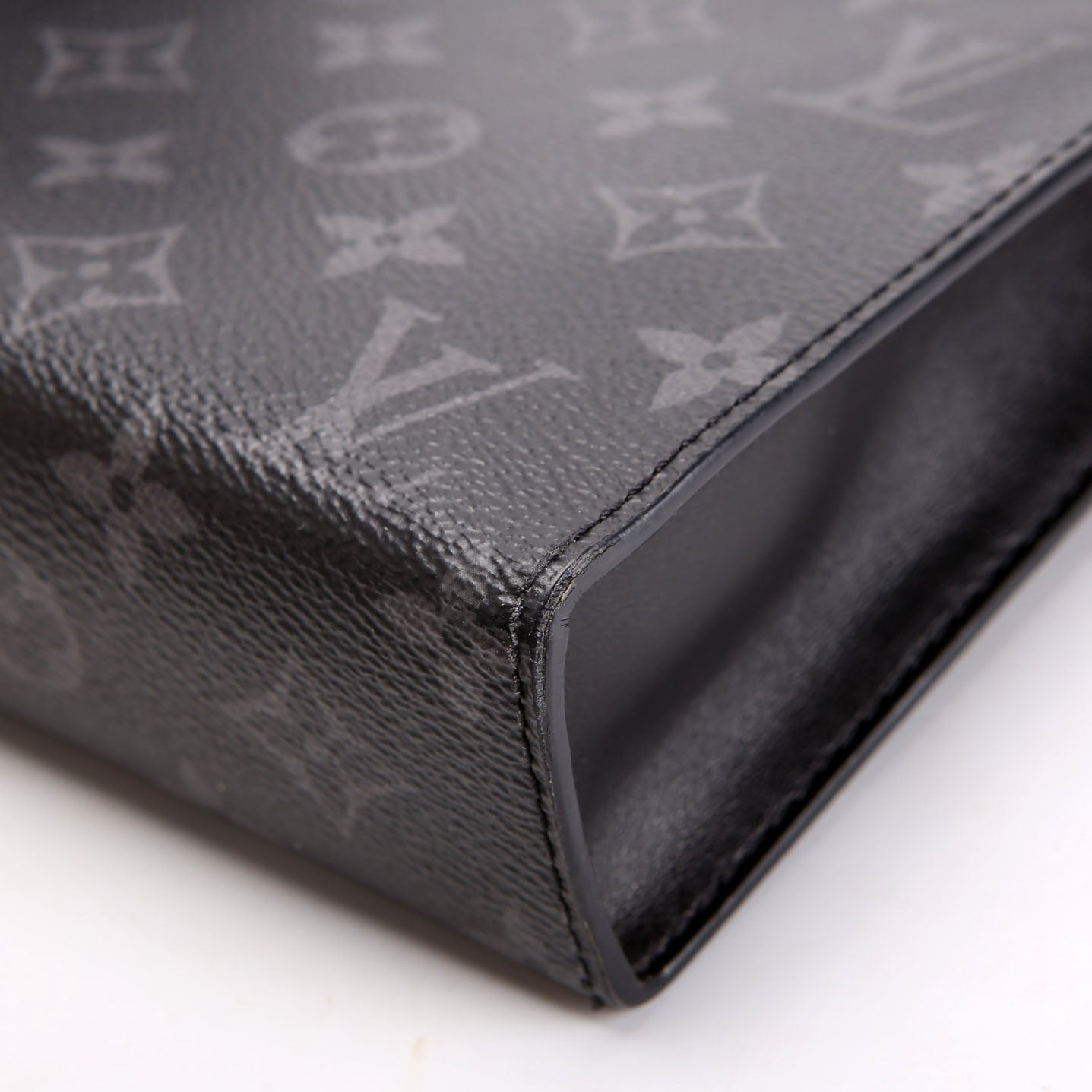 Gaston Wearable Wallet Monogram Eclipse