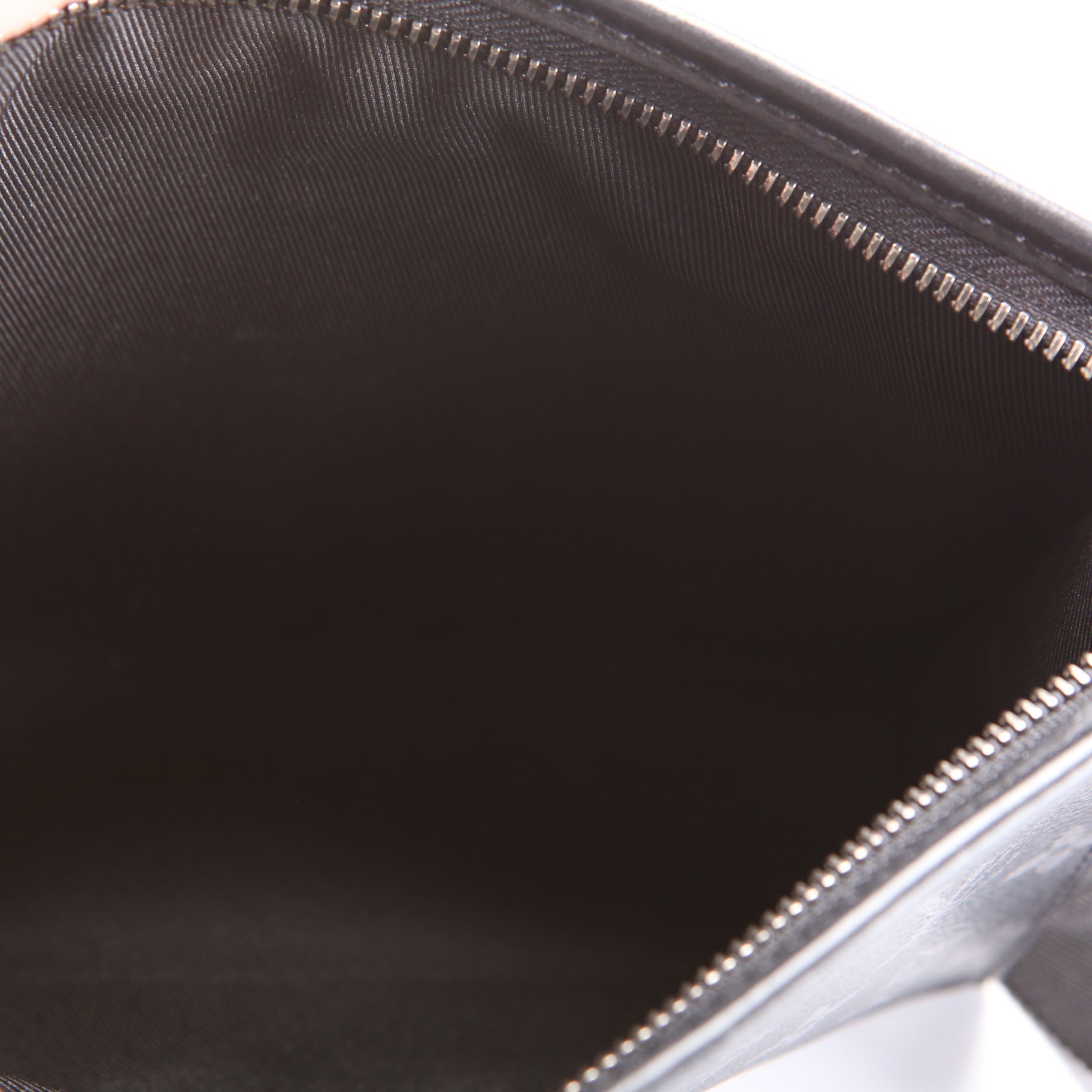 Gaston Wearable Wallet Monogram Eclipse