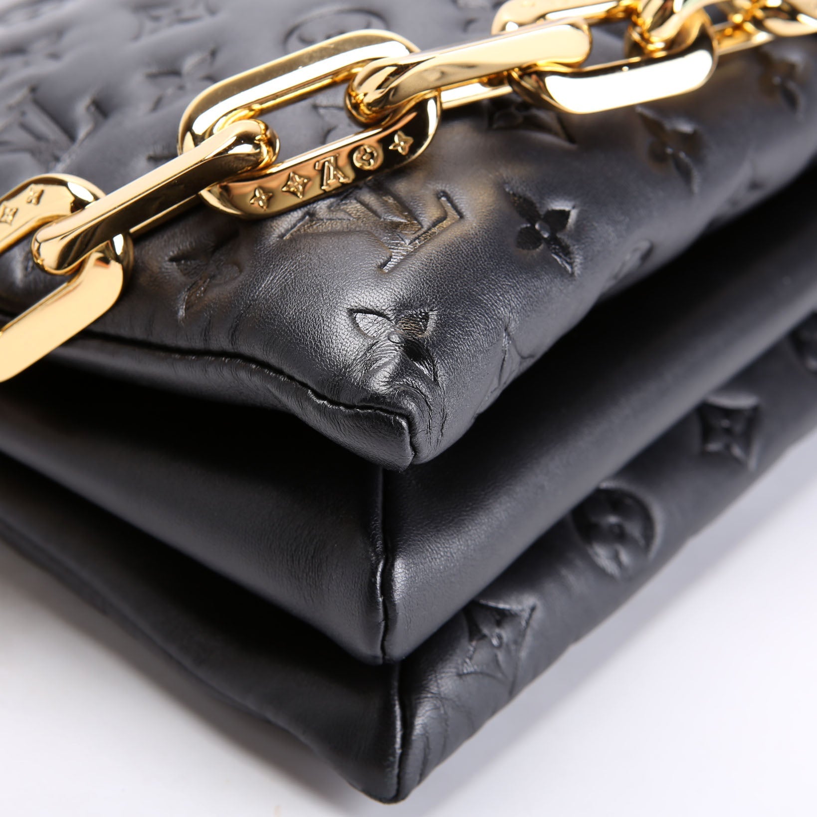 Coussin MM Lambskin Black