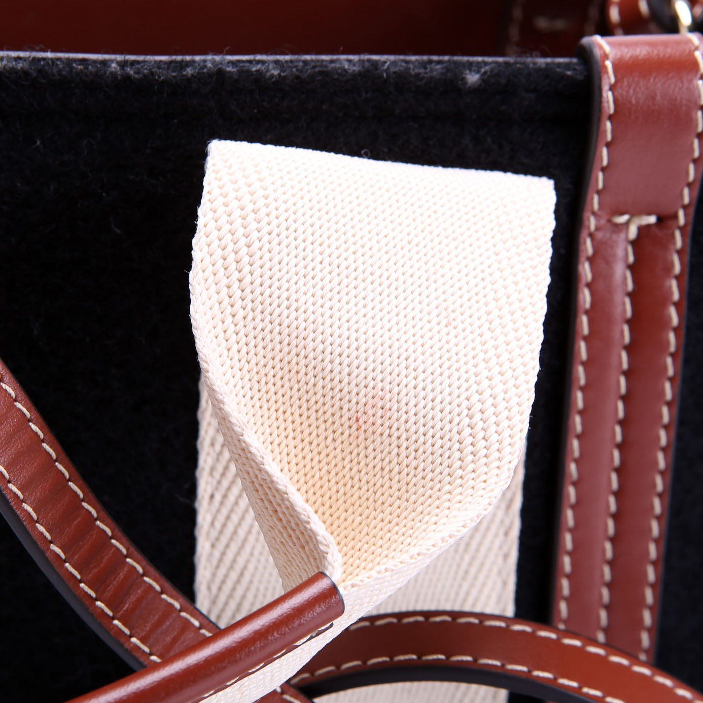 Woody Ribbon Tote Small Wool
