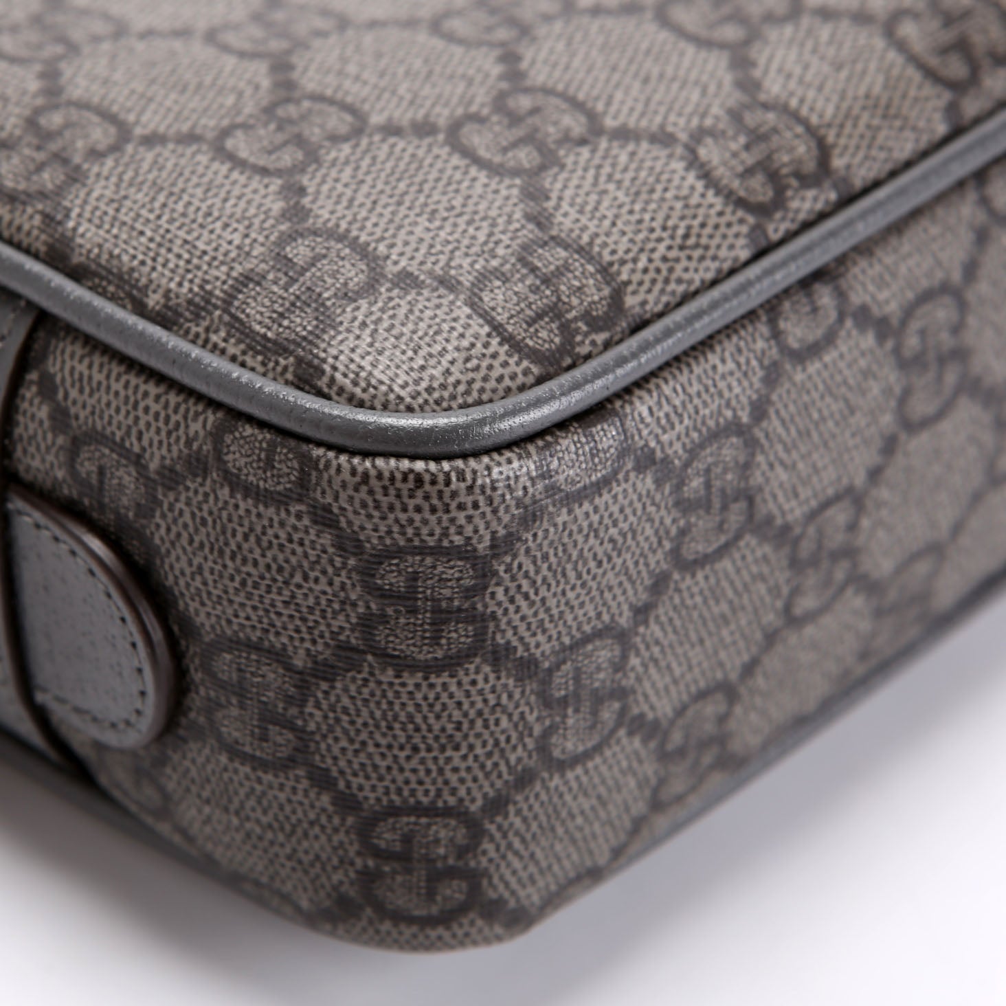 Gucci 760019 Ophidia GG Supreme Small Toiletry Case Gray