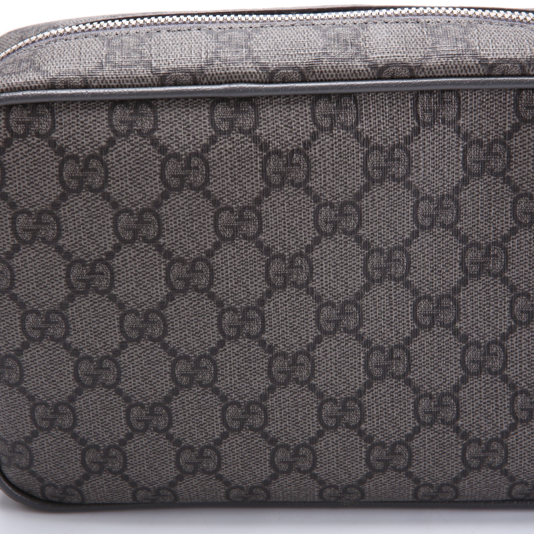 Gucci 760019 Ophidia GG Supreme Small Toiletry Case Gray