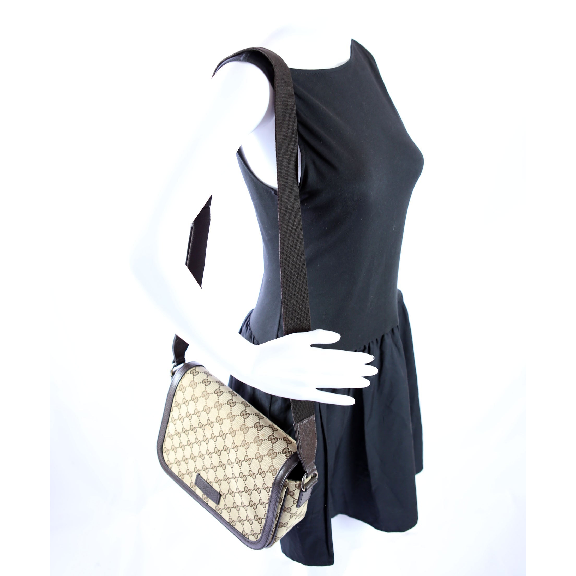 449172 GG Canvas Messenger