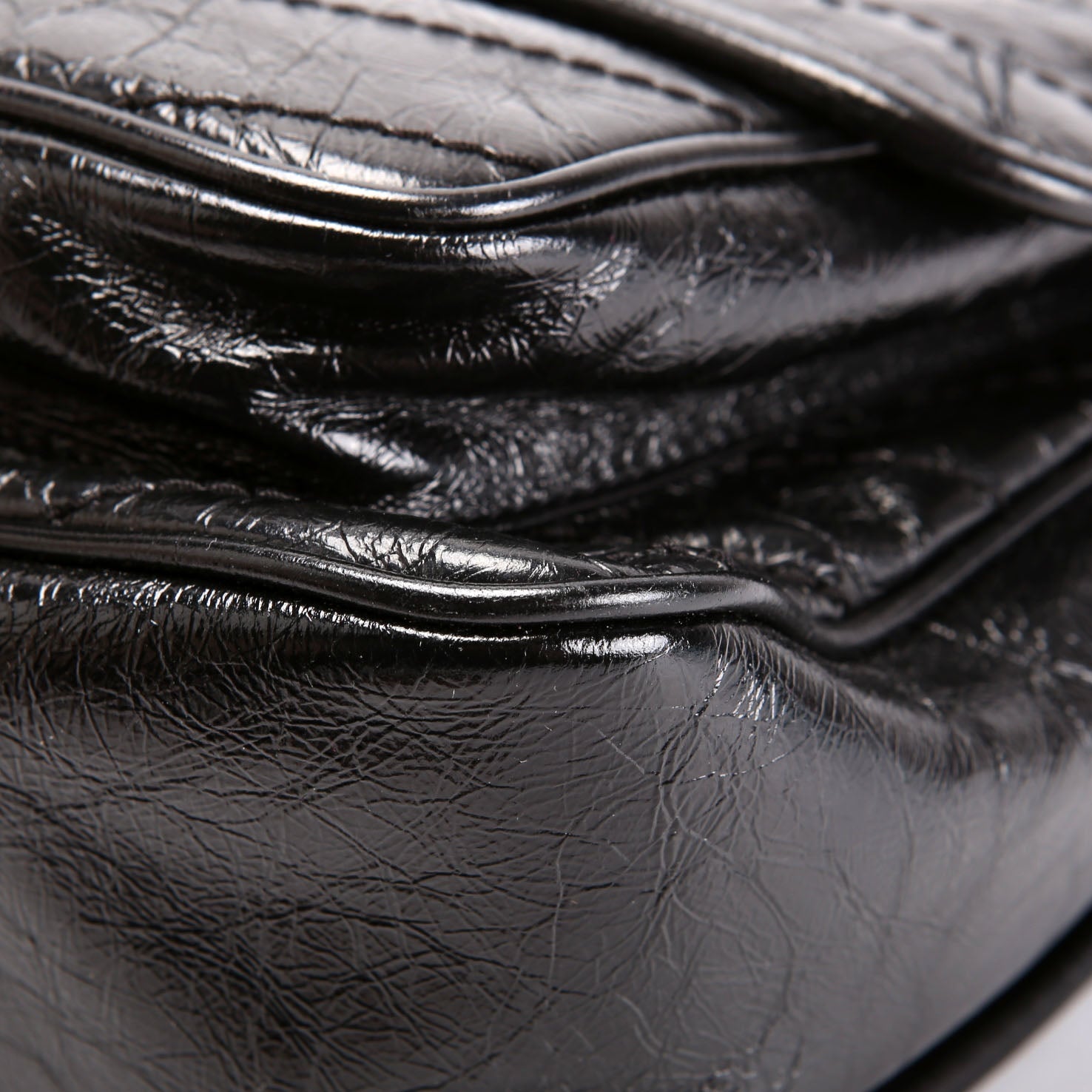 Niki Medium Crinkle Leather 633158 Black