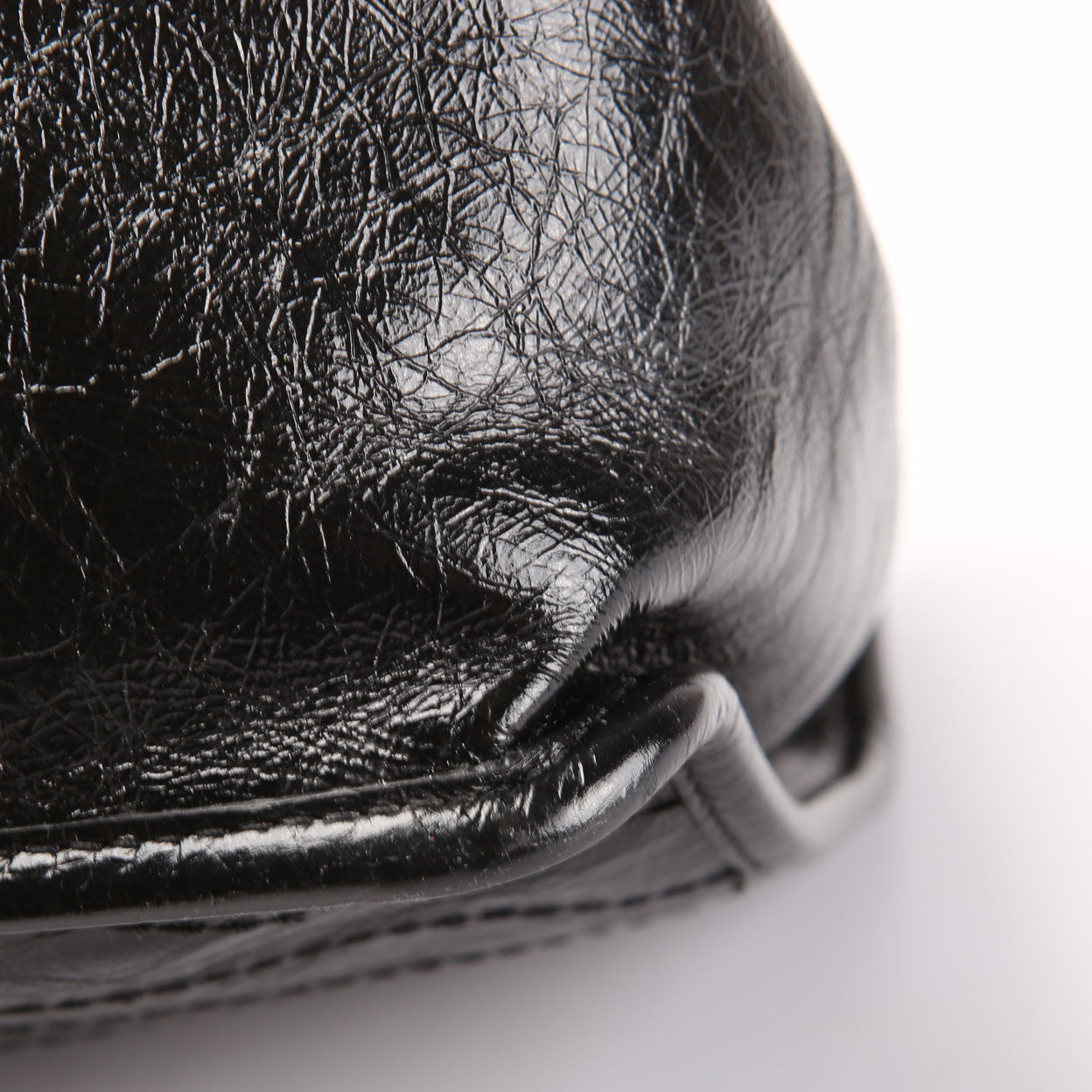 Niki Medium Crinkle Leather 633158 Black