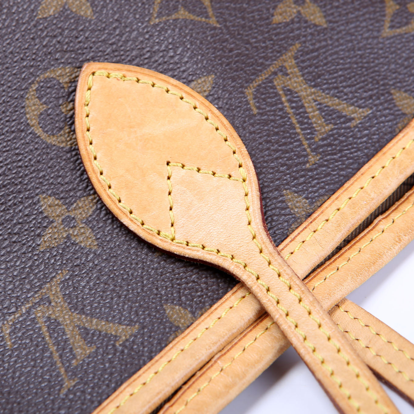 Neverfull MM Monogram Beige