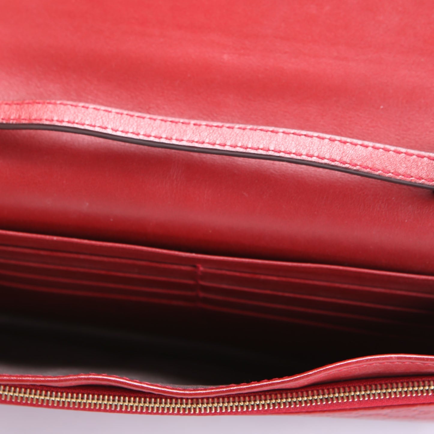 Gucci 466507 Micro GG Wallet On Chain Red