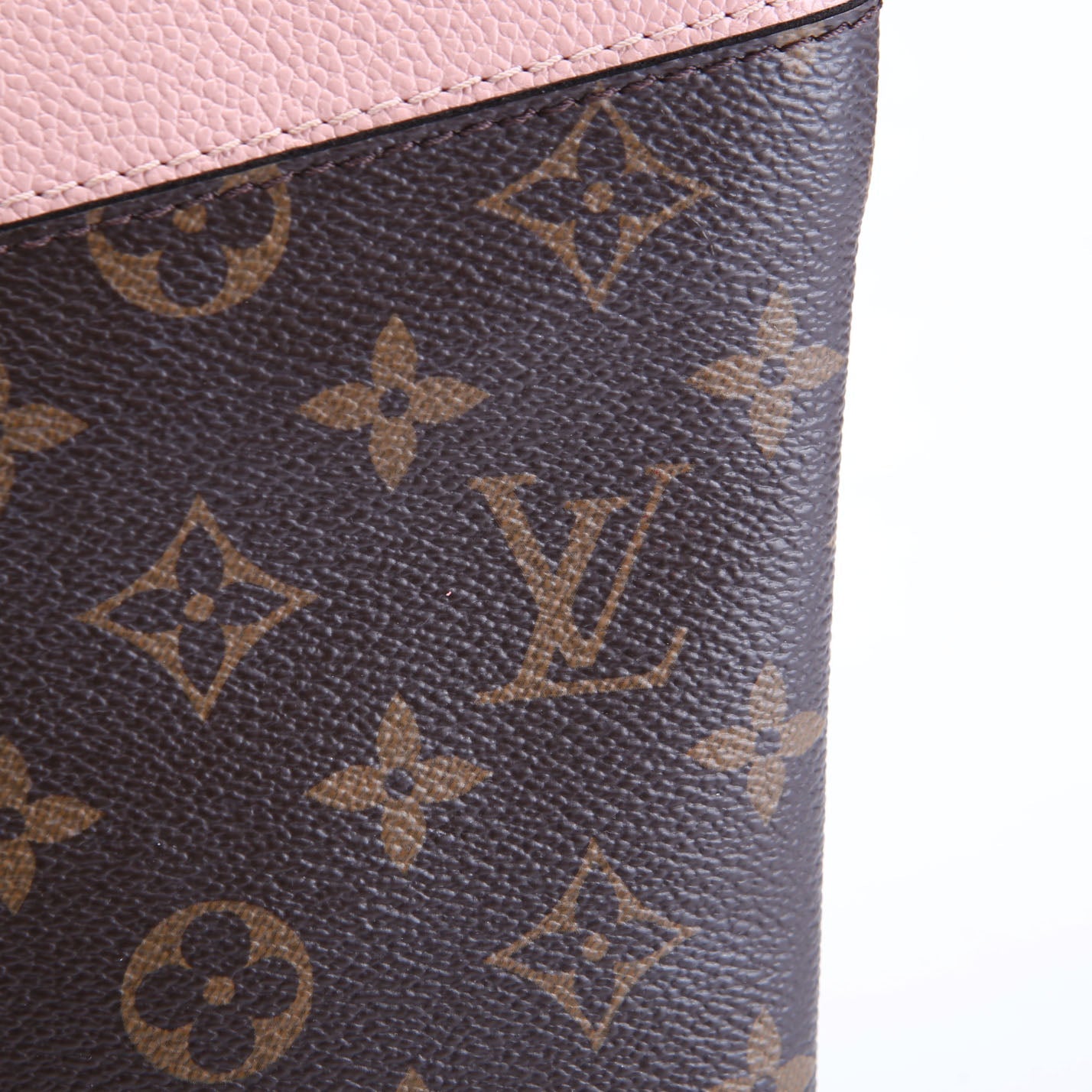 Daily Pouch Monogram Pink