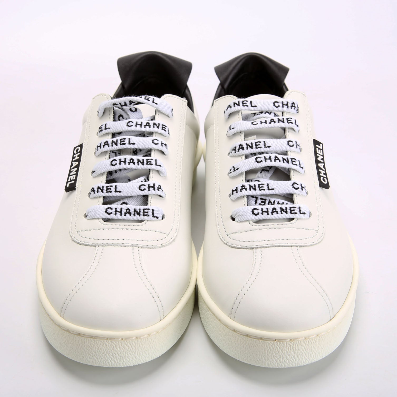 CC Weekender Leather Sneakers Size 37.5