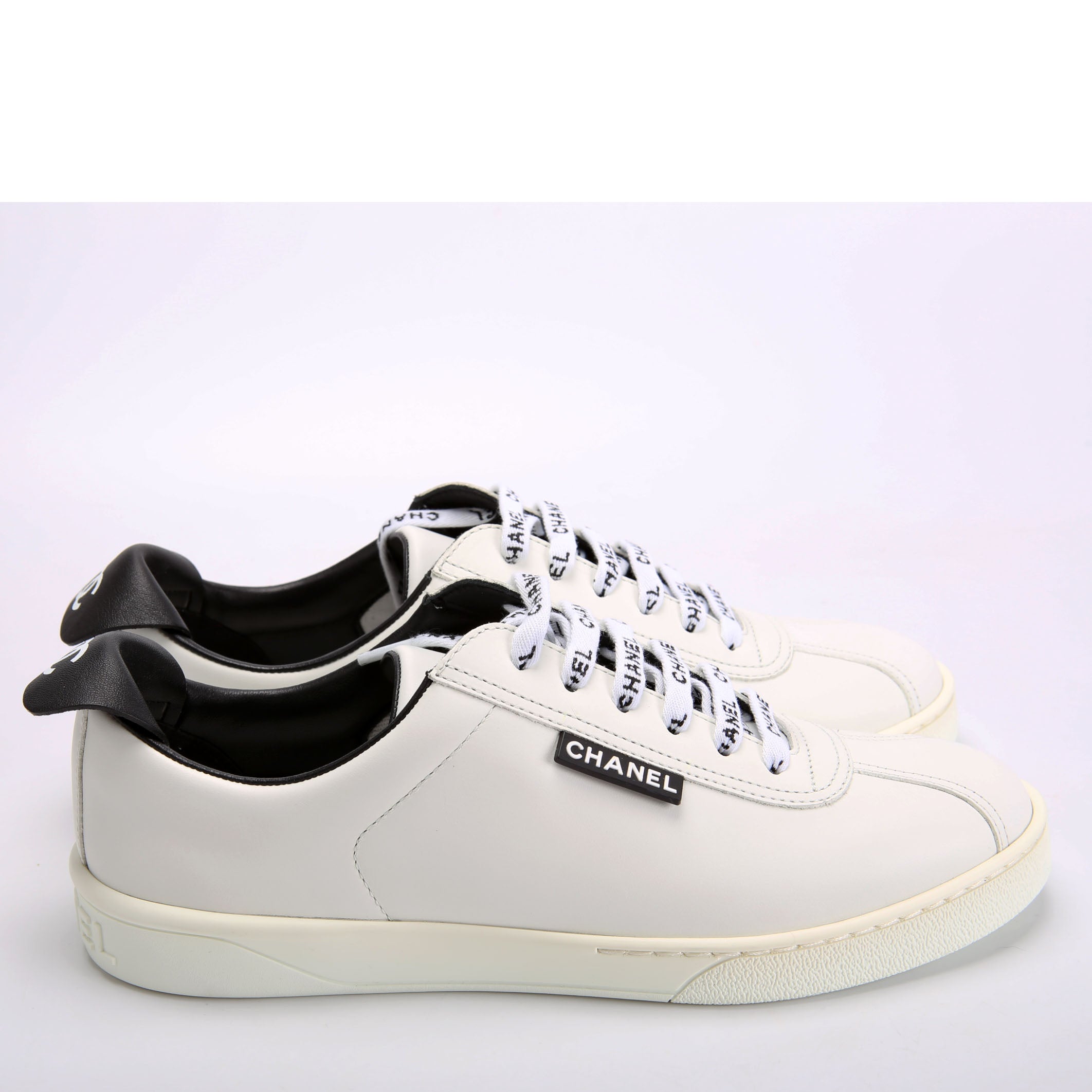 CC Weekender Leather Sneakers Size 37.5