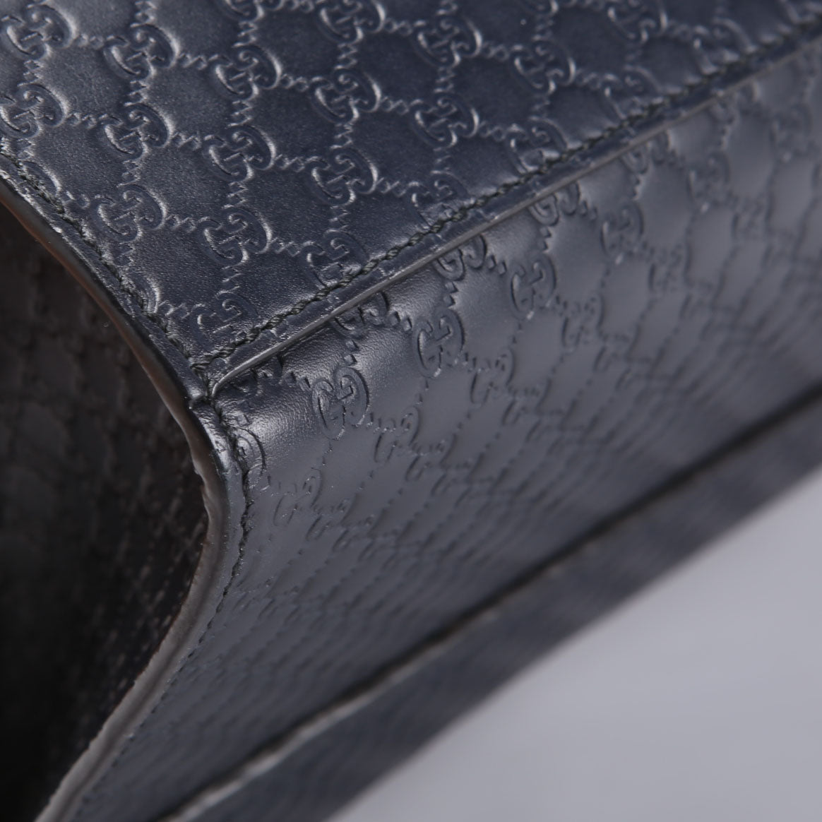 449635 Emily Micro Medium Chain