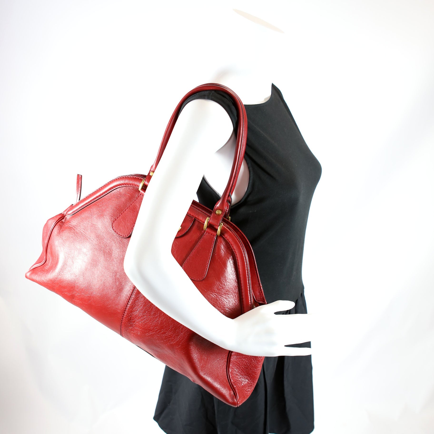 515937 Re(Belle) Large Top Handle Red