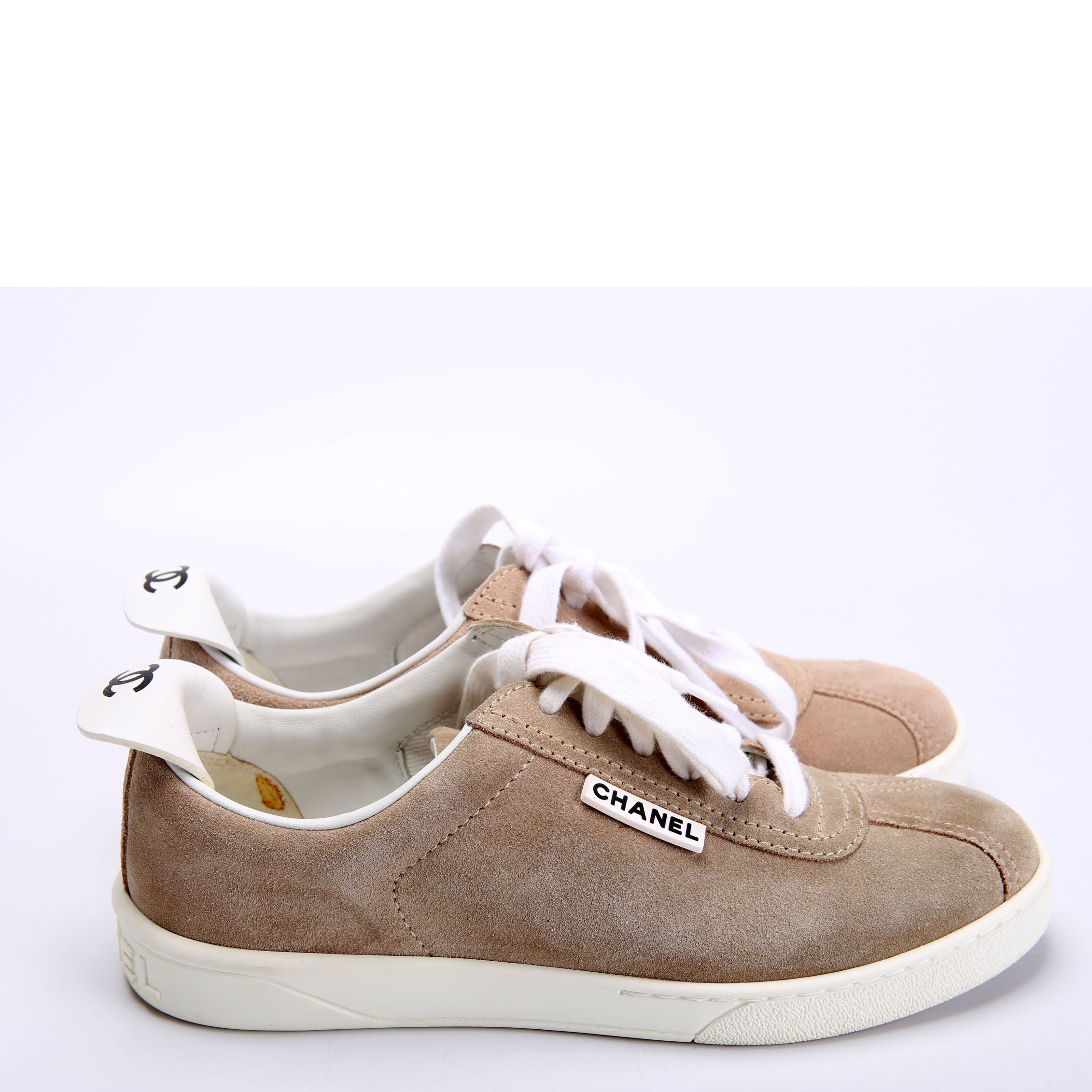CC Weekender Suede Sneakers Size 35.5