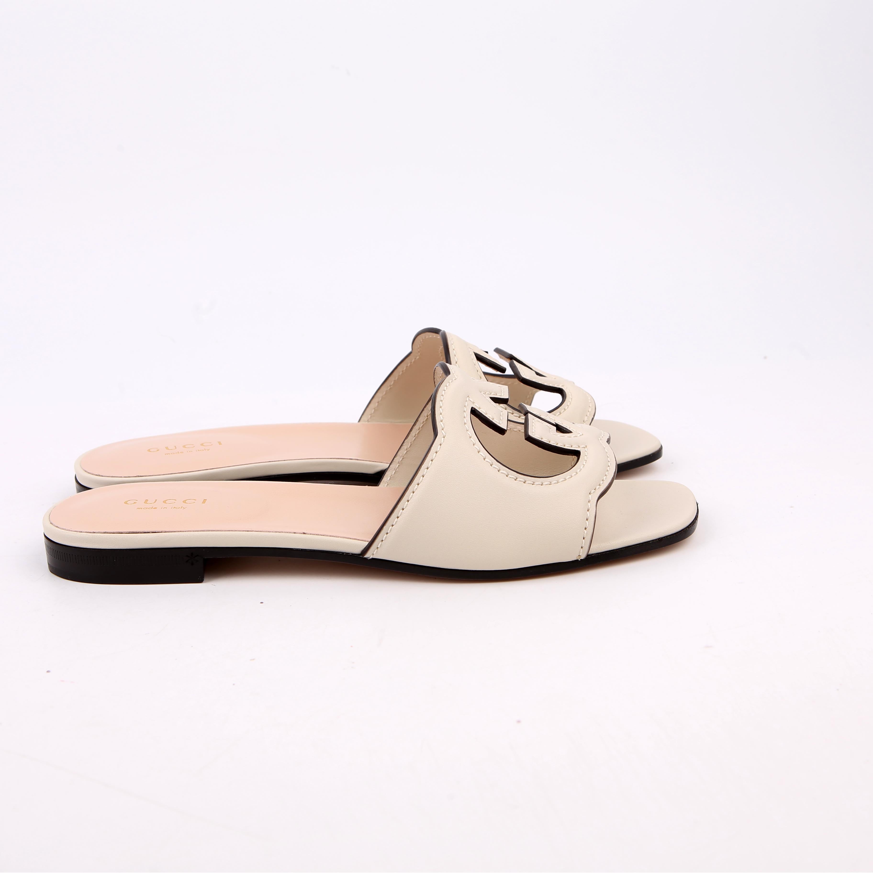 Cutout Slide Size 36.5 White