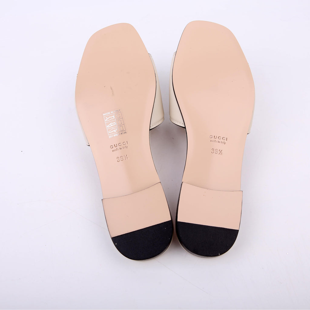 Cutout Slide Size 36.5 White