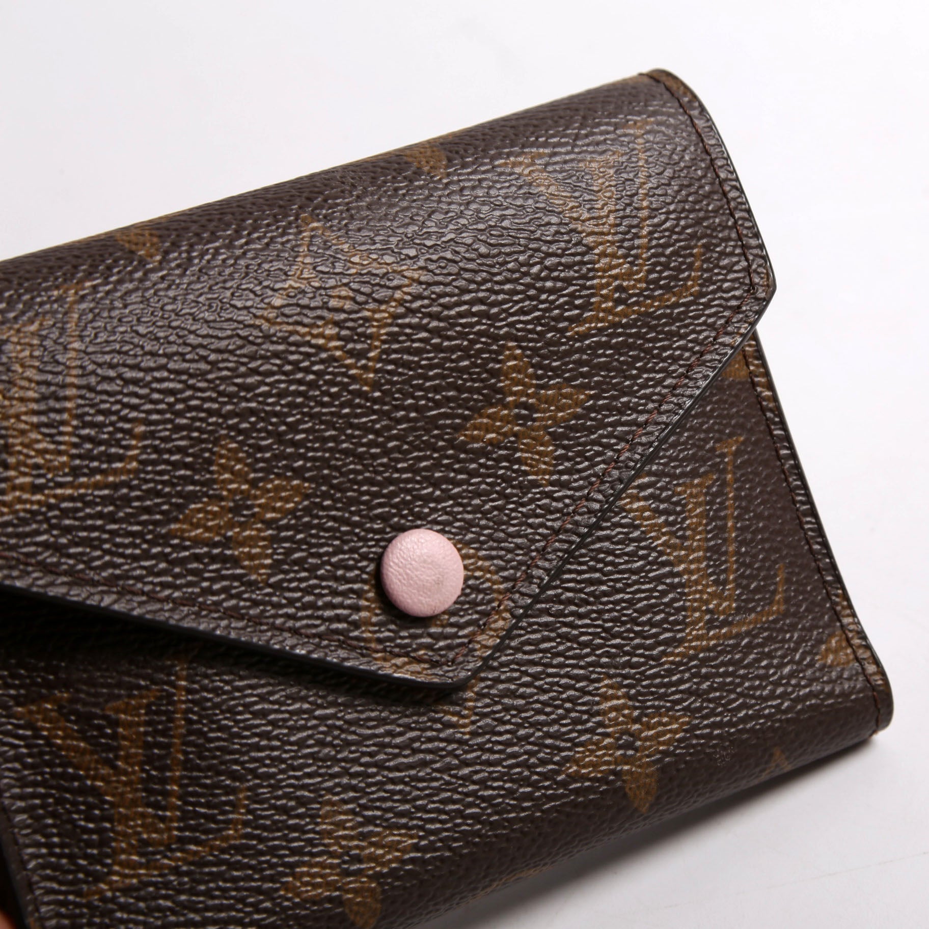 Victorine Wallet Monogram Pink