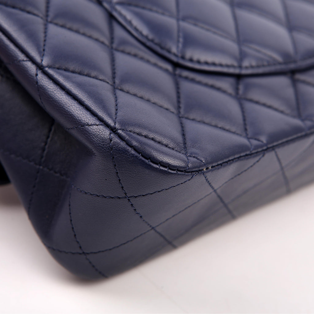 Classic Flap Medium Lambskin Blue 29M