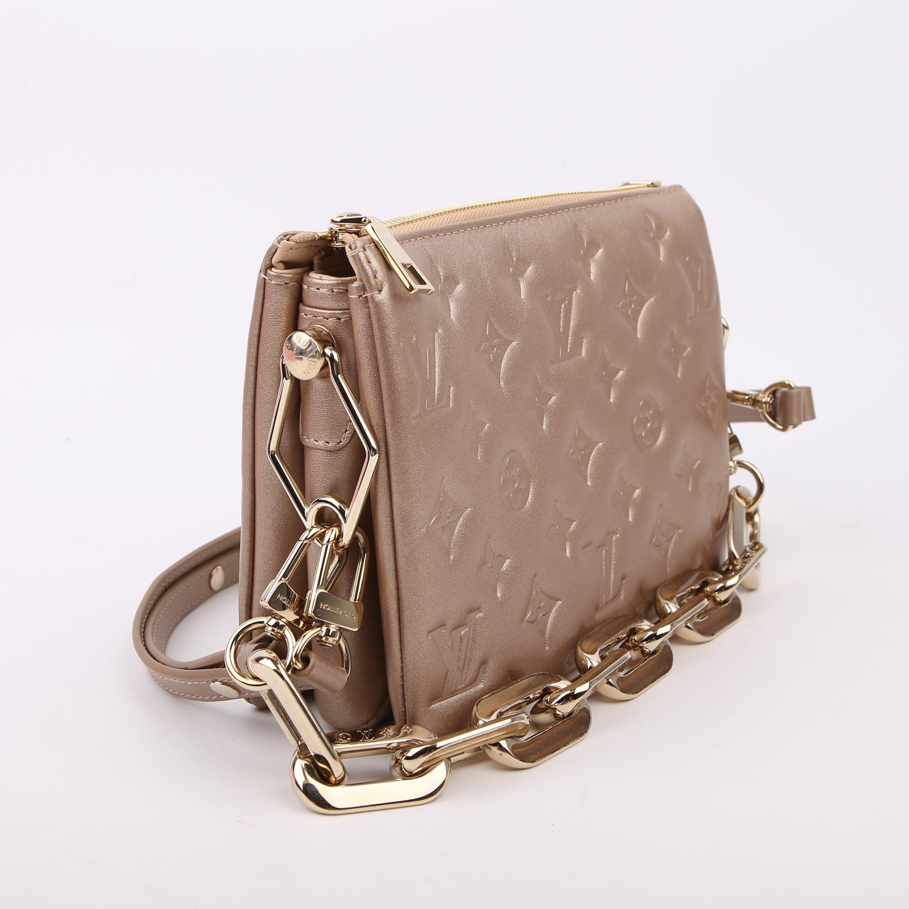 Coussin BB NV Lambskin Gold