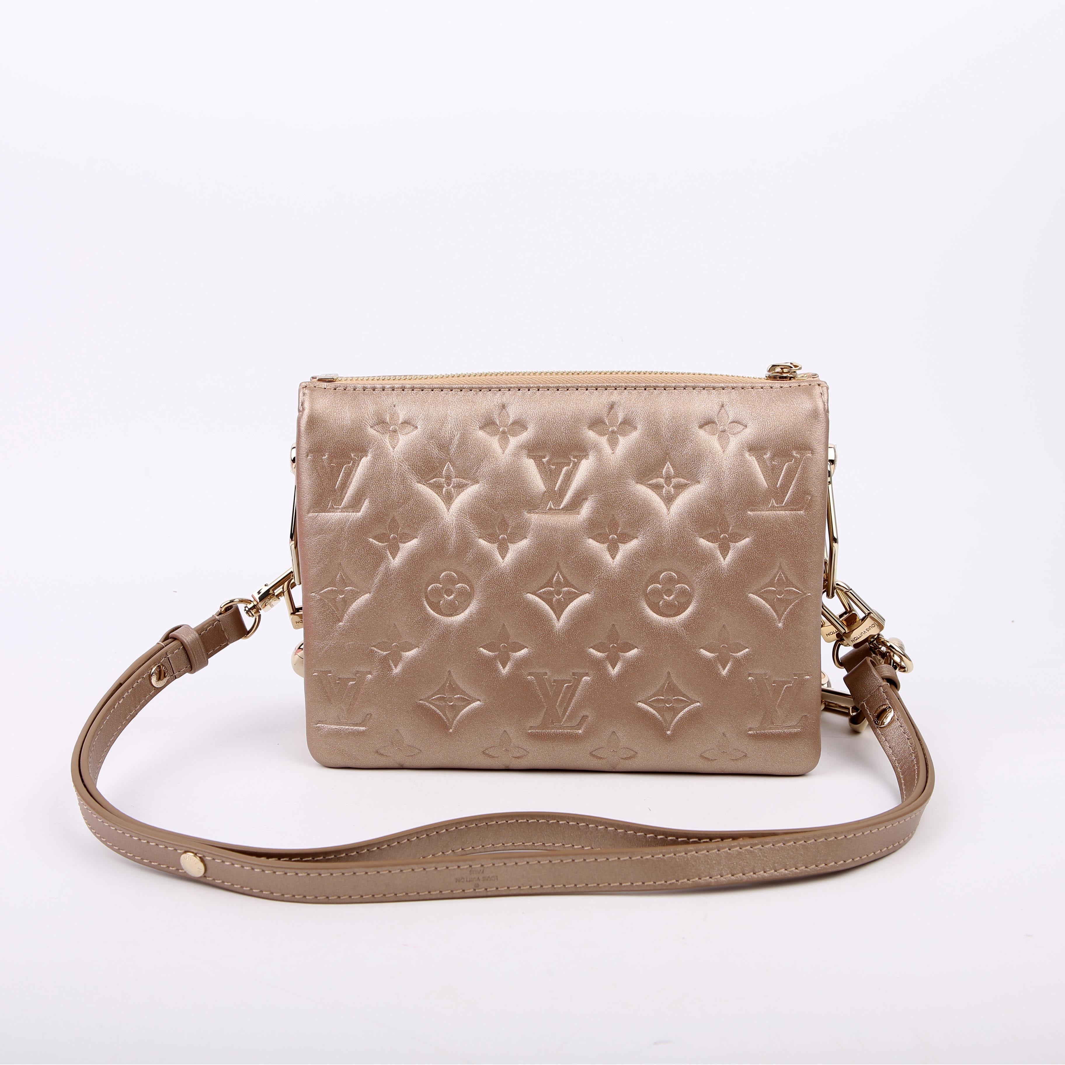 Coussin BB NV Lambskin Gold
