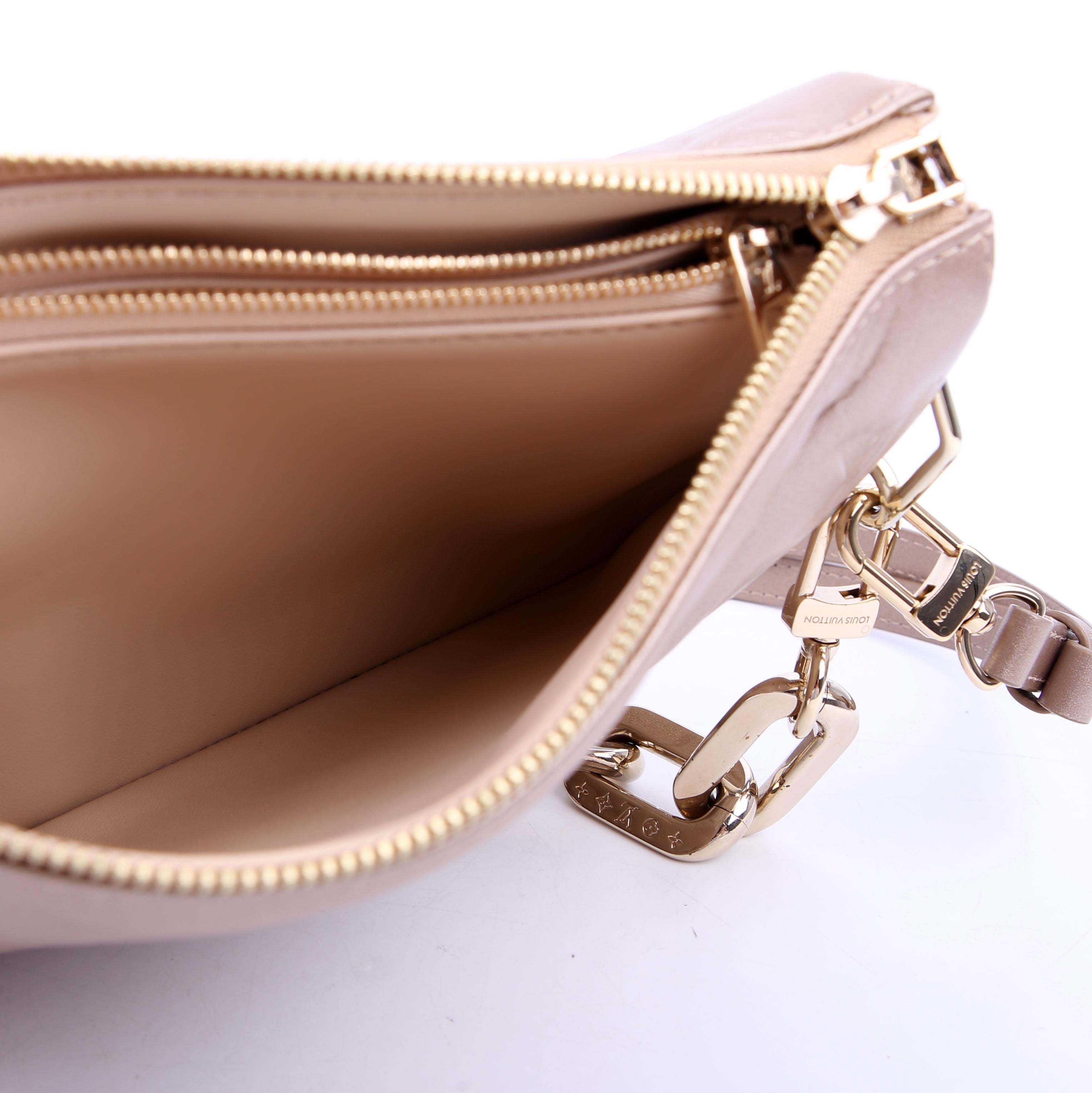 Coussin BB NV Lambskin Gold