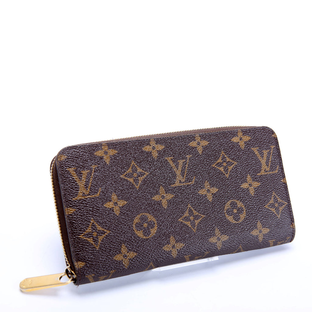 Zippy Wallet Monogram