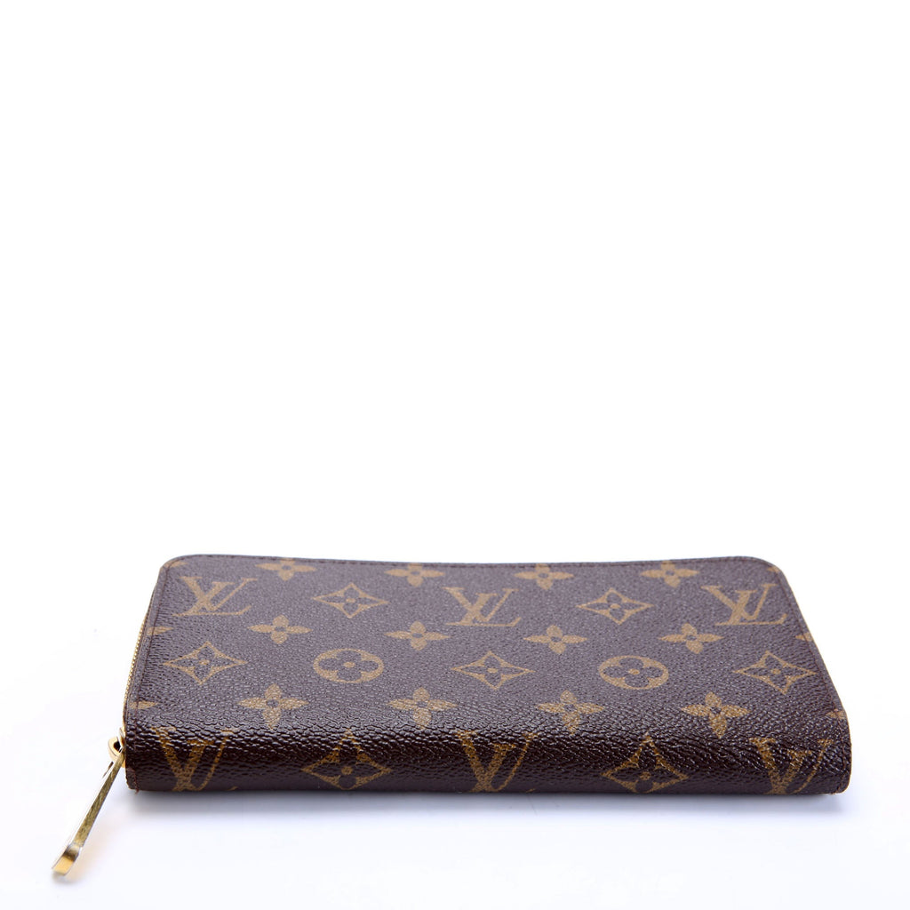 Zippy Wallet Monogram