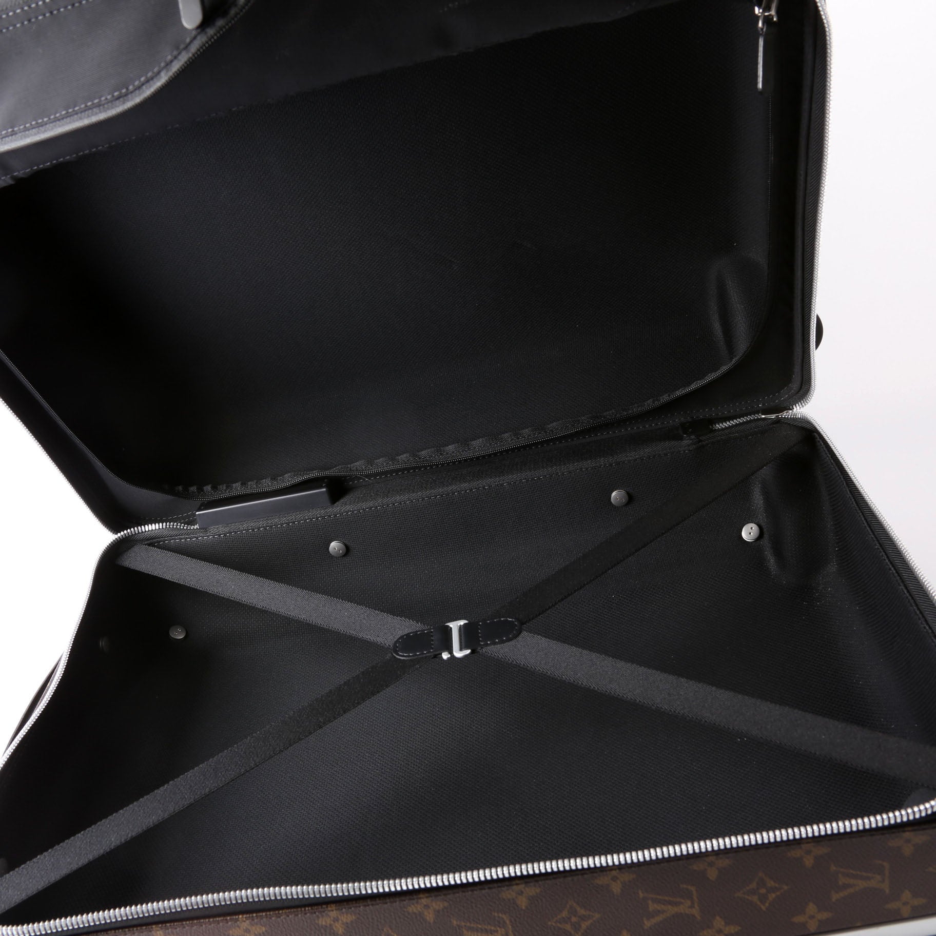 Horizon 55 Monogram Macassar