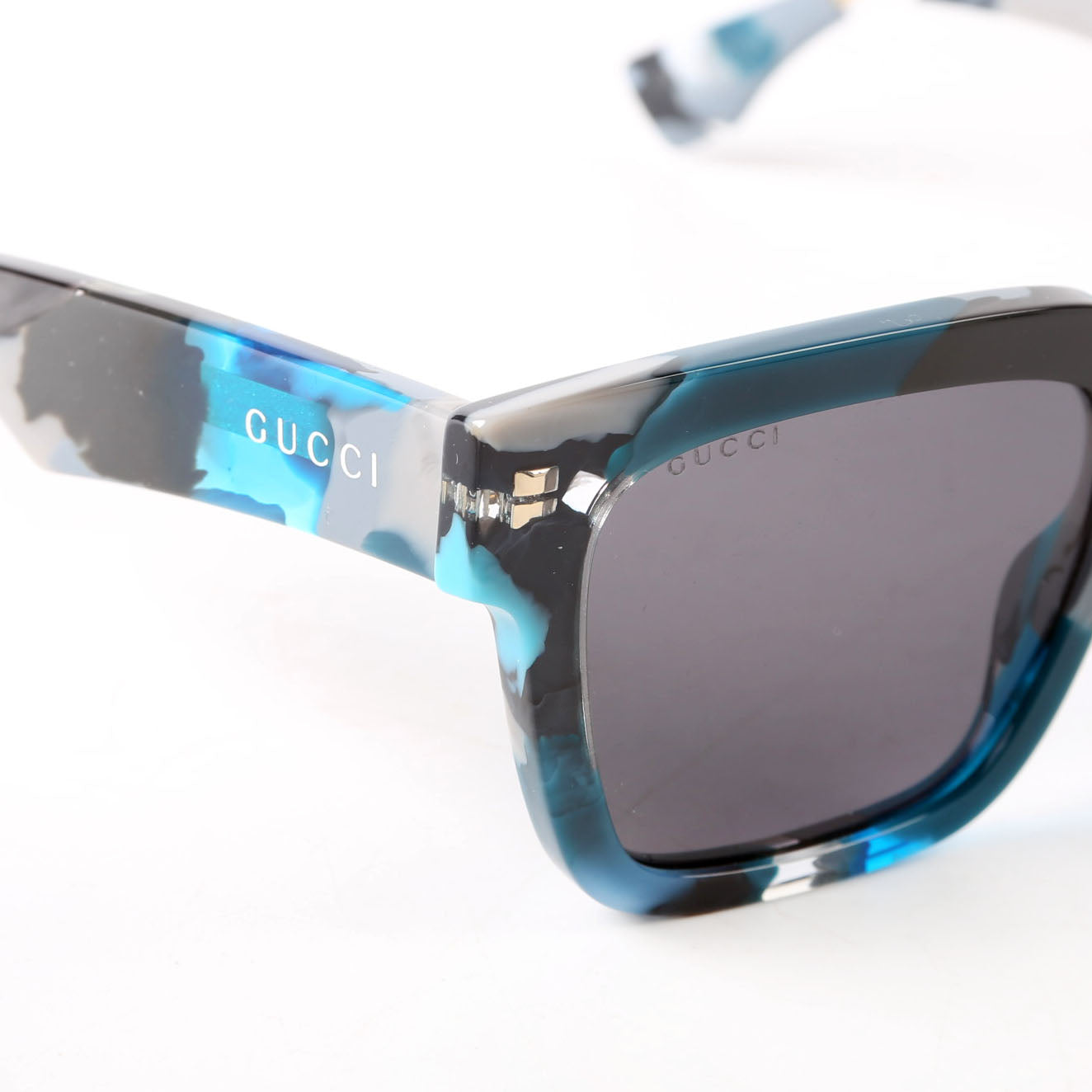 Gucci GG1626S Square Sunglasses Blue