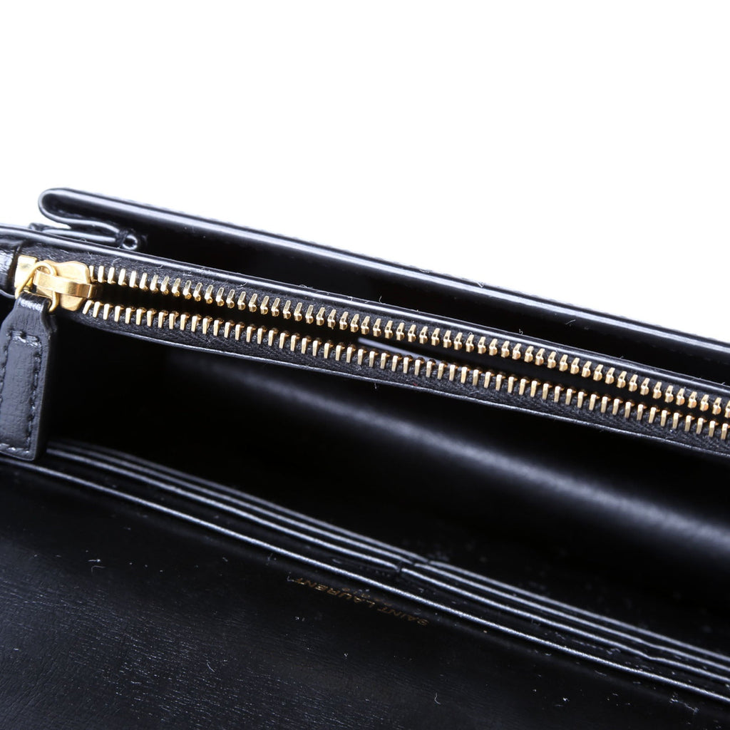 452157 Sunset Chain Wallet Black