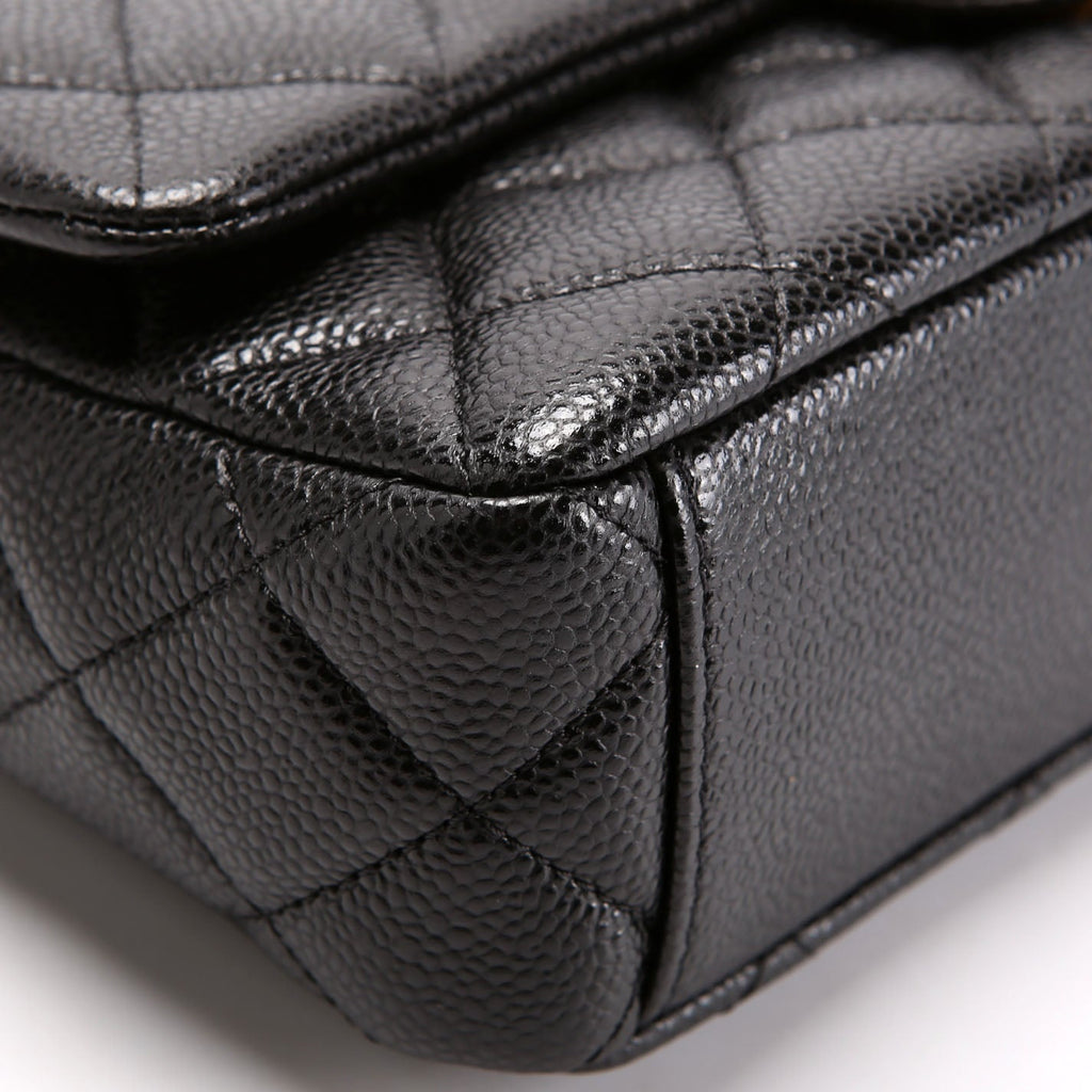 Classic Flap Small Caviar Black RFID