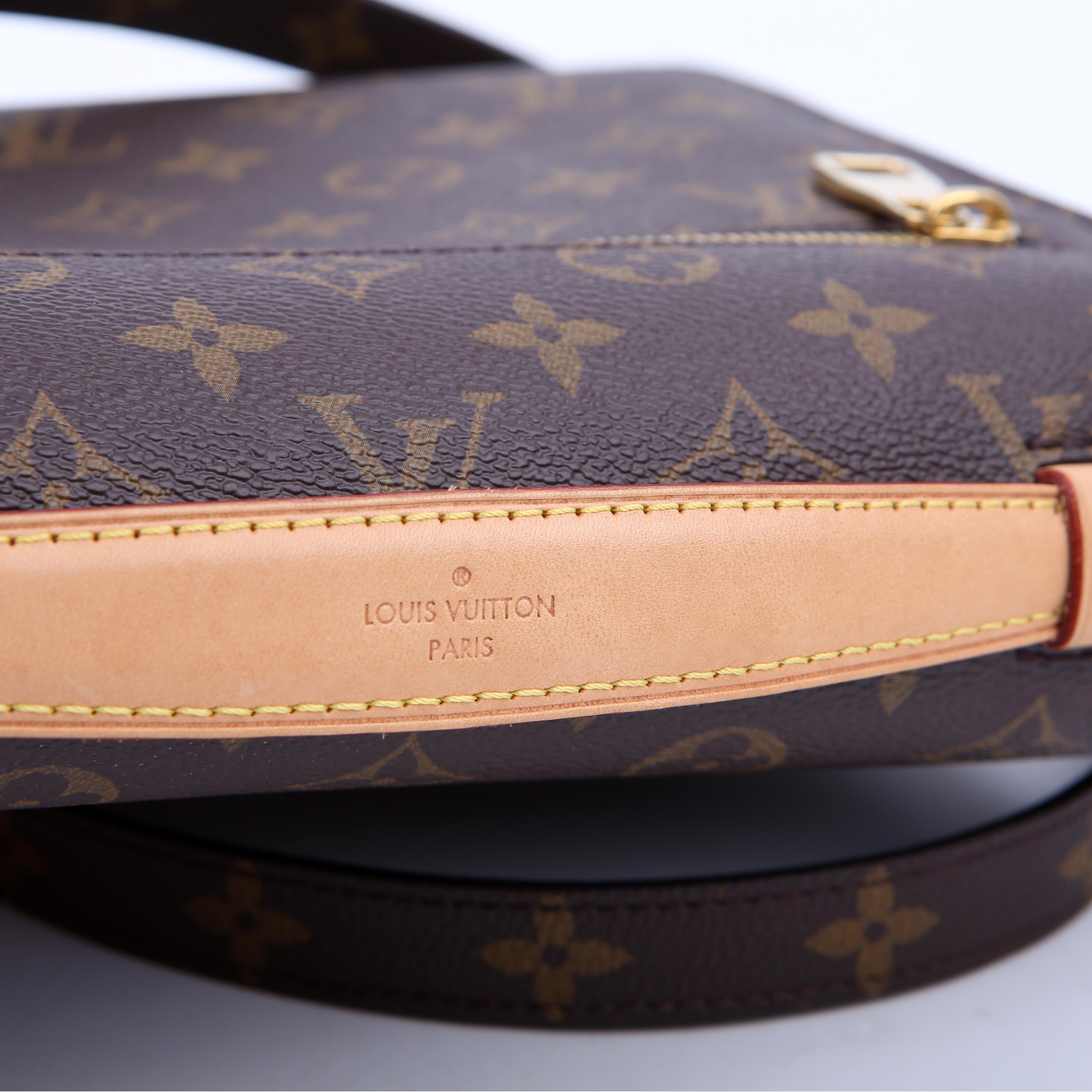 Pochette Metis Monogram
