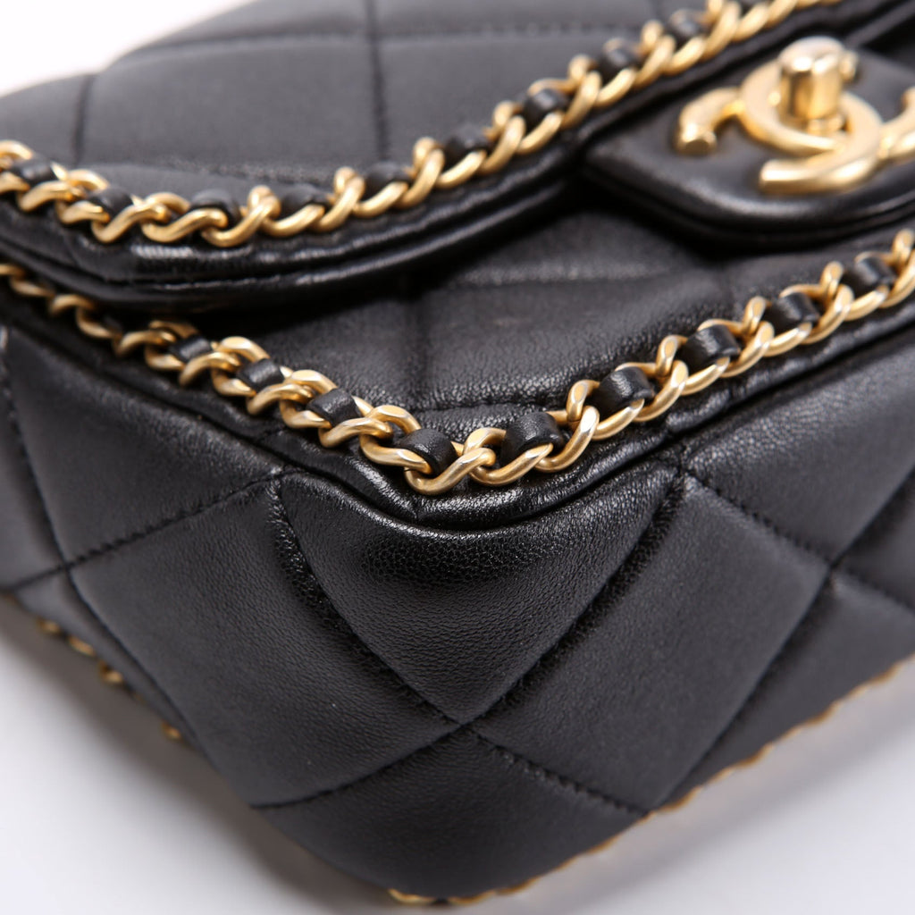 Chain Me Flap Small Lambskin (RFID) Black/Gold