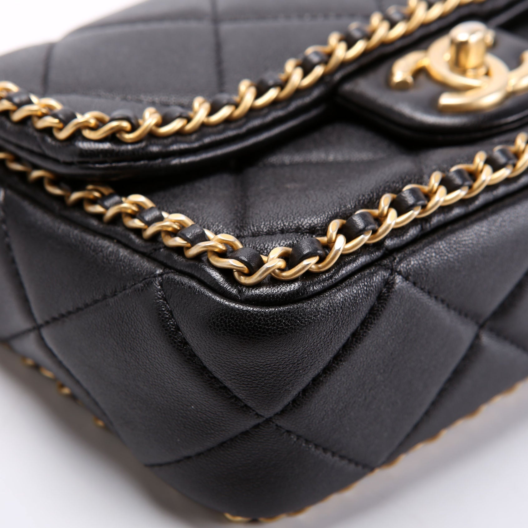 Chain Me Flap Small Lambskin (RFID) Black/Gold