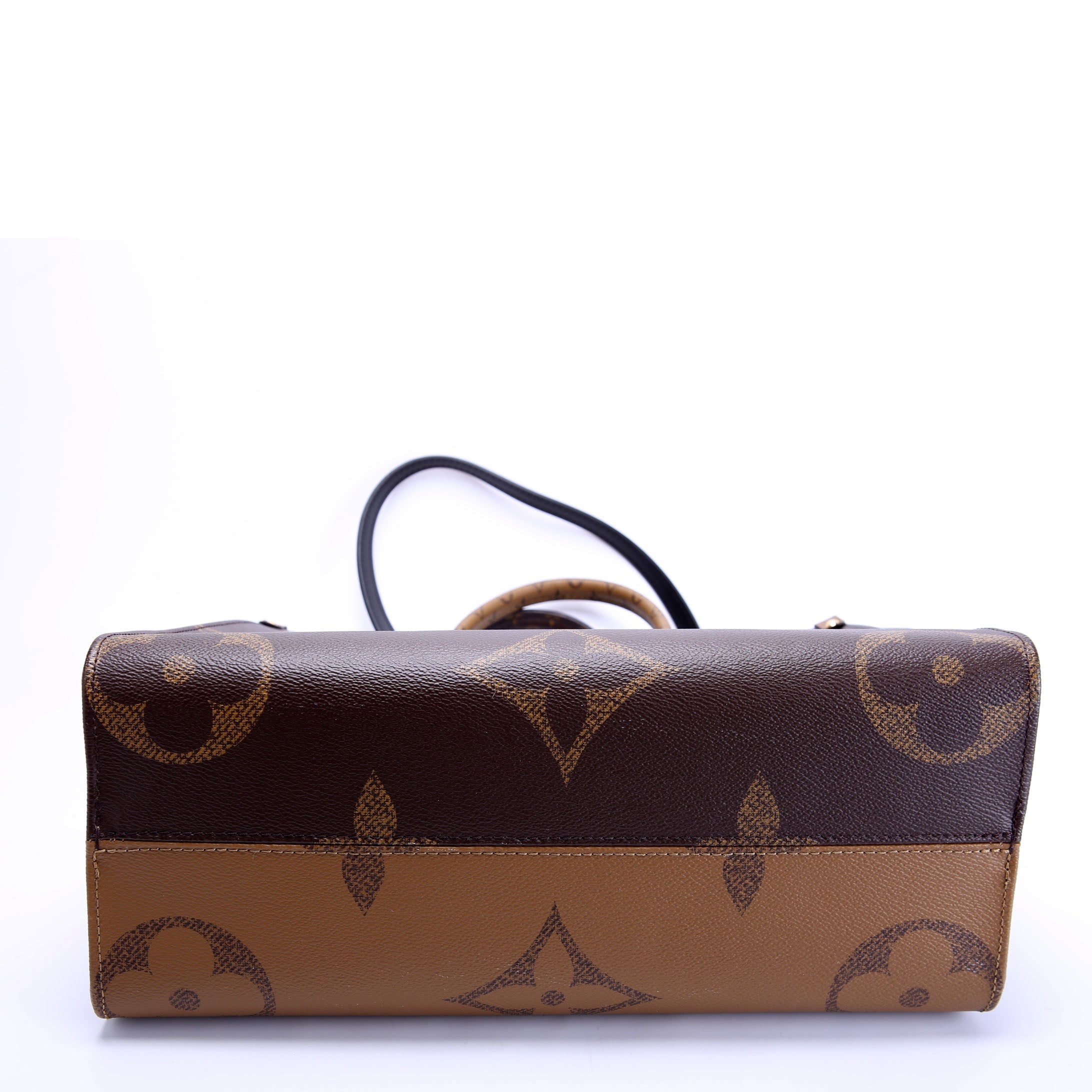 ONTHEGO MM Monogram Reverse