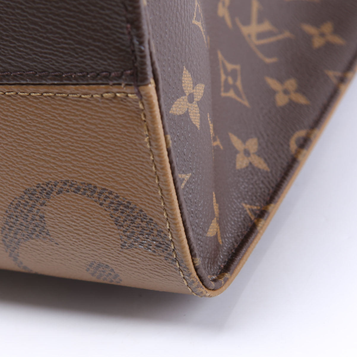 ONTHEGO MM Monogram Reverse