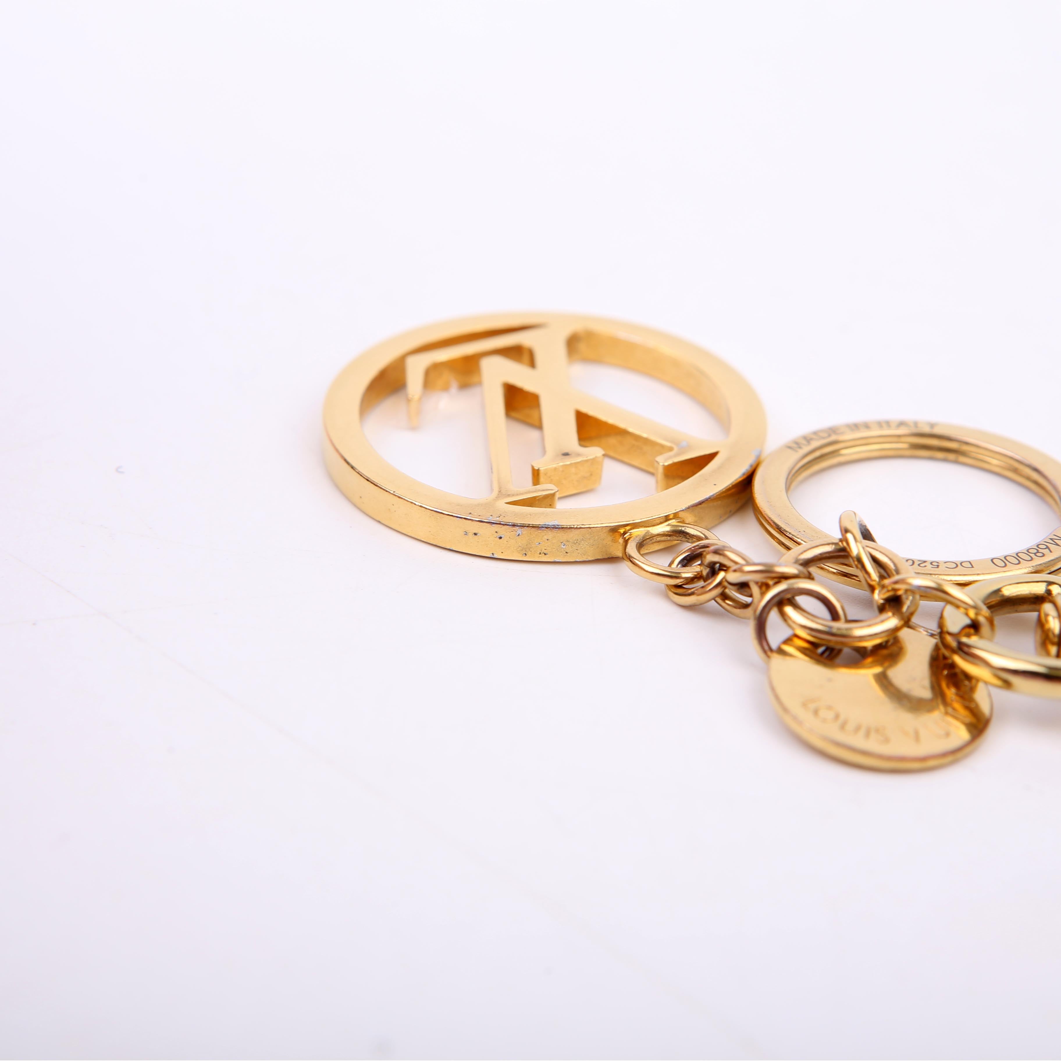 LV Circle Key Holder Bag Charm Gold