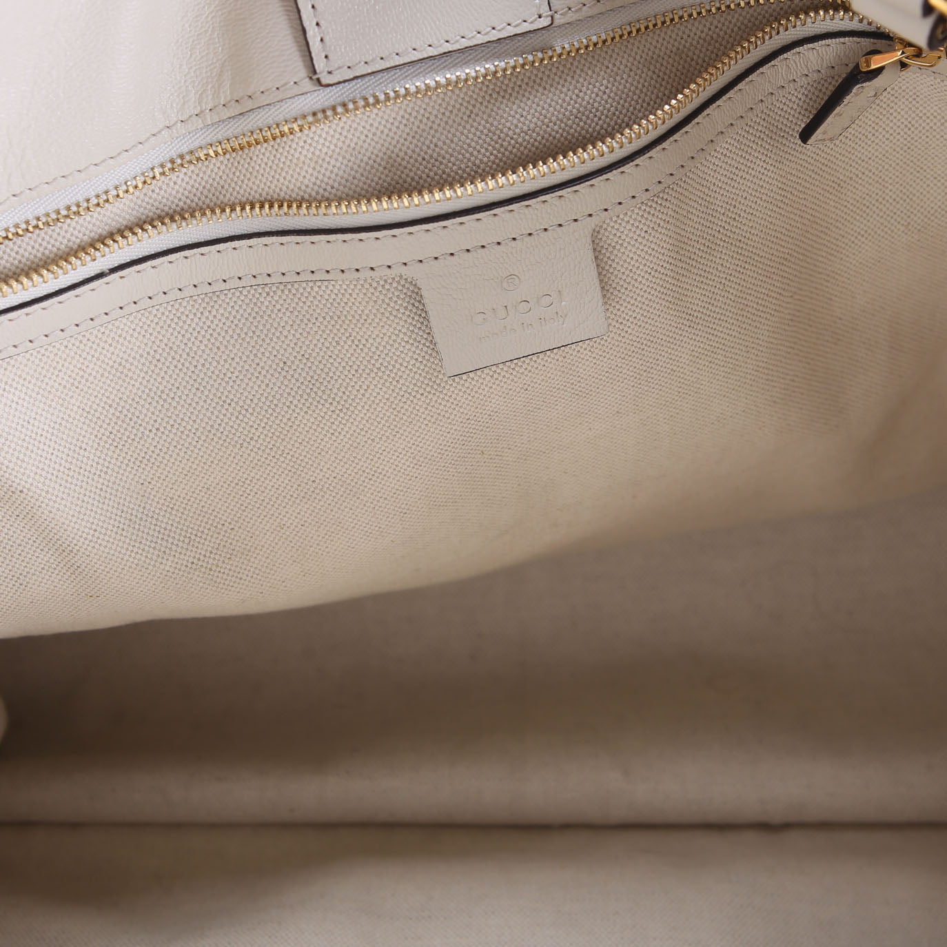 623694 1955 Horsebit Tote White